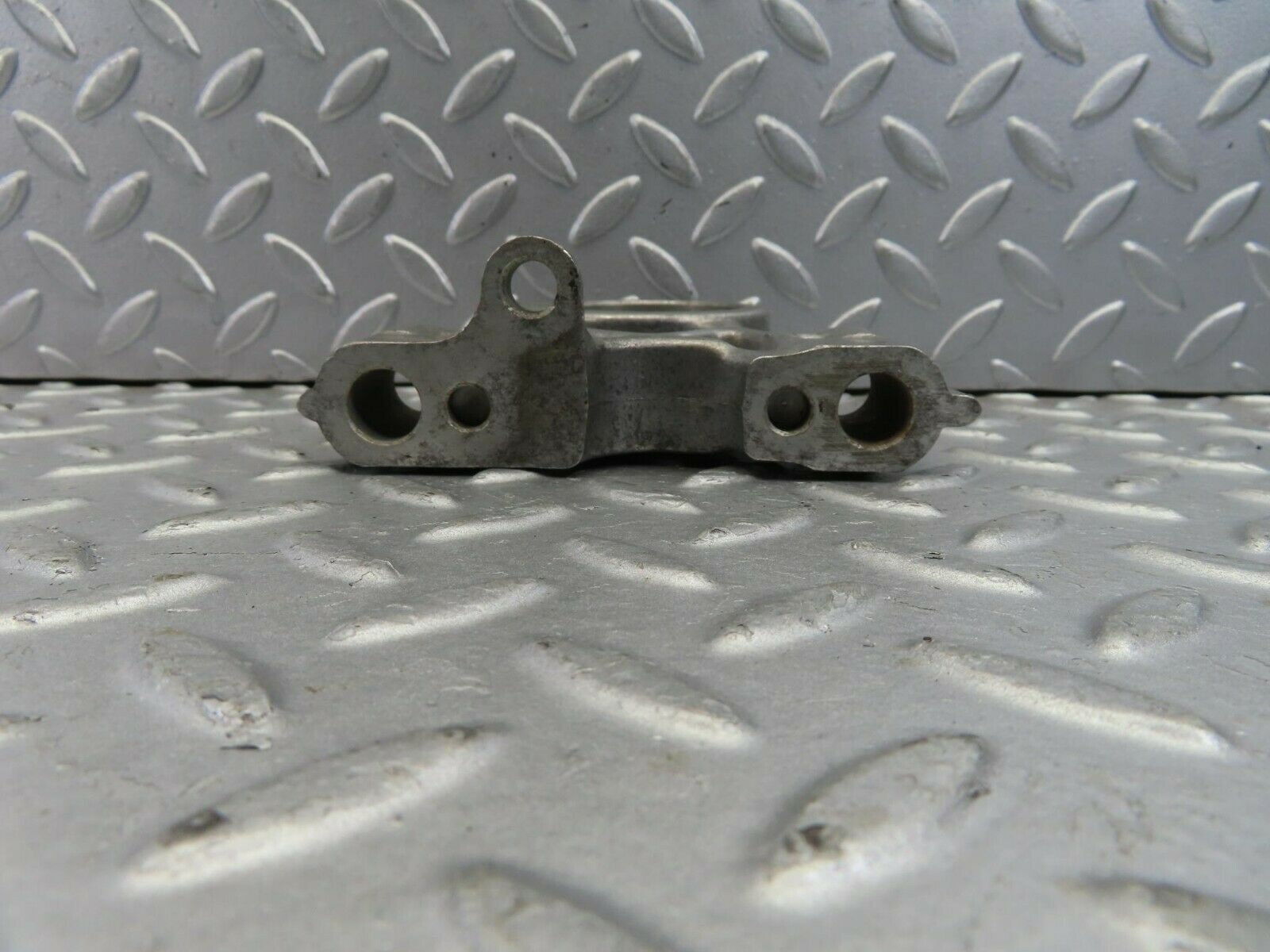 8967 Mercedes-Benz W108 Camshaft Tower Bearing 1140510916