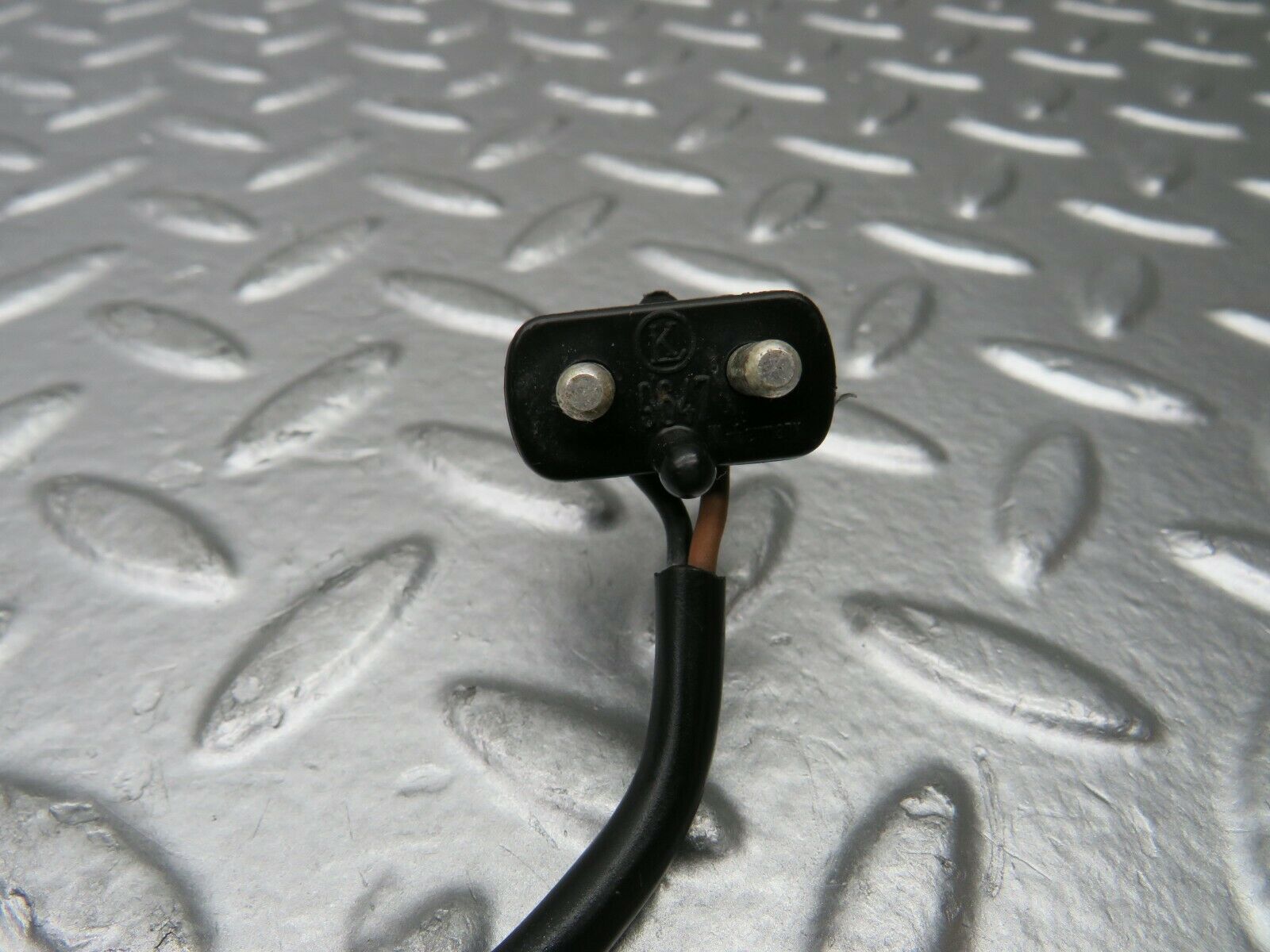 22629 Mercedes-Benz C124 E220 Coupe Front Wing Indicator Cable Wire 1249971881