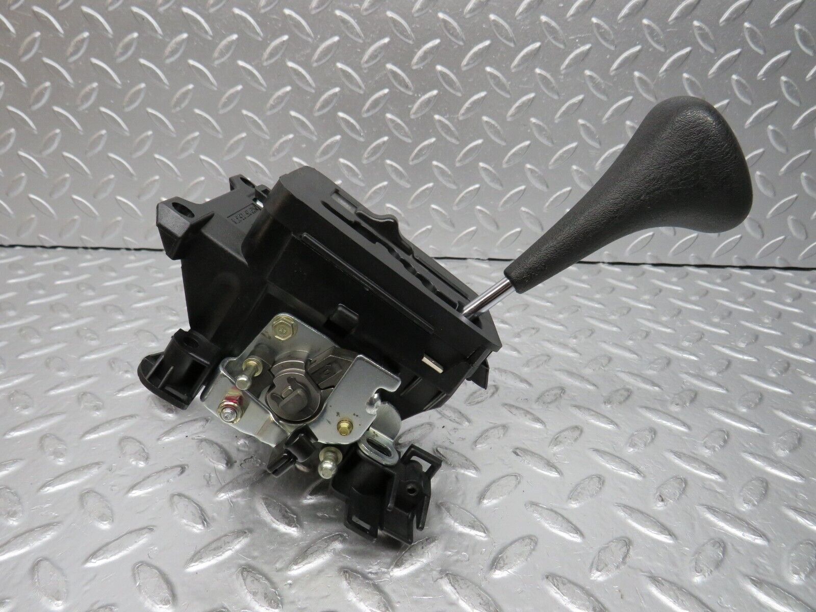 31673 Mercedes-Benz W201 190LE 1.8L Automatic Gear Selector 1292670637