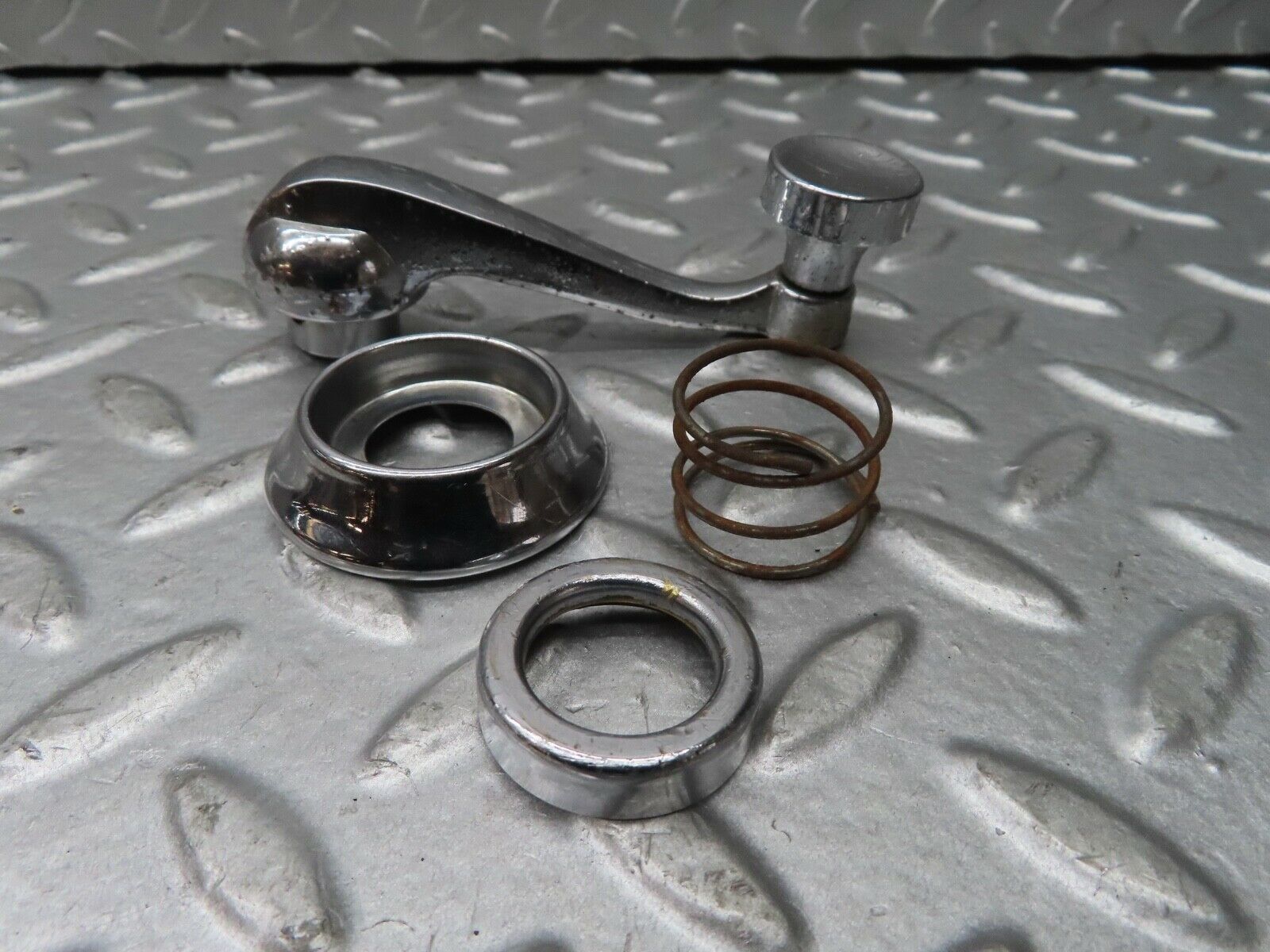 19009 Mercedes-Benz W120 W121 Ponton Window Lifter Crank Handle Chrome