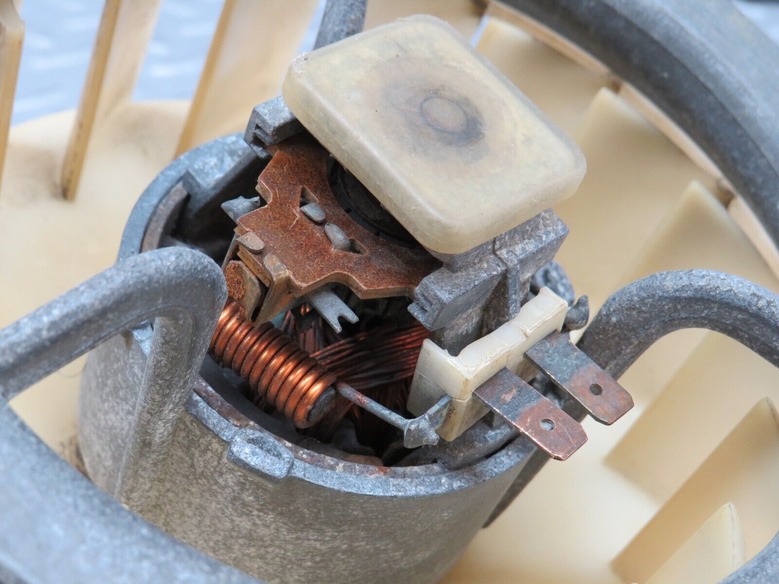 35834 Mercedes-Benz W108 Heater Blower Motor