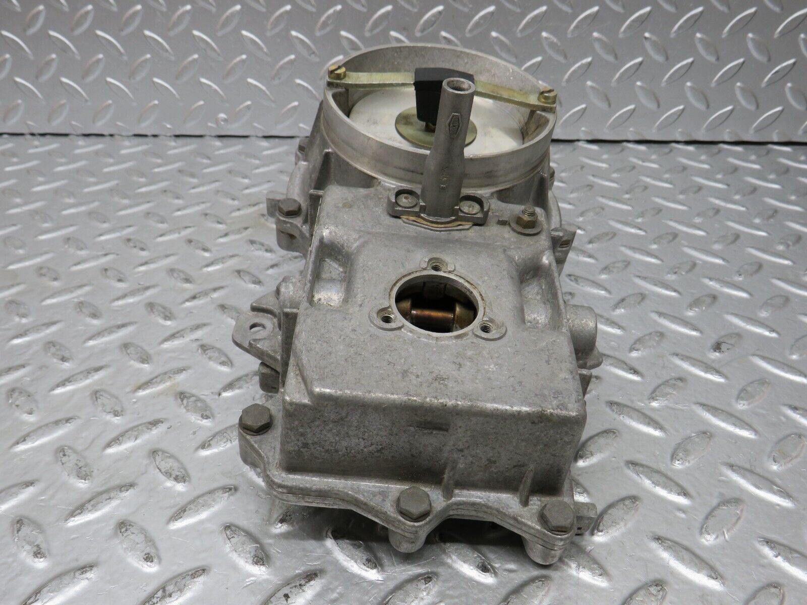 27382 Mercedes-Benz W123 280E Air Flow Mass Meter Sensor Bosch 0438120115