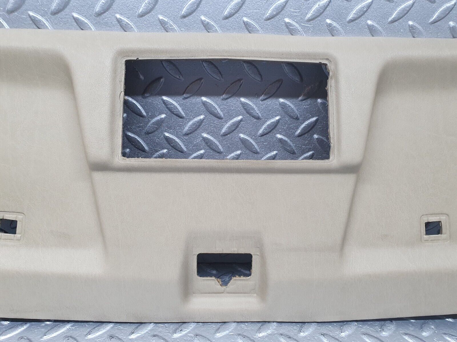 40980 Mercedes-Benz W126 300SE Headlining Roof Panel Beige