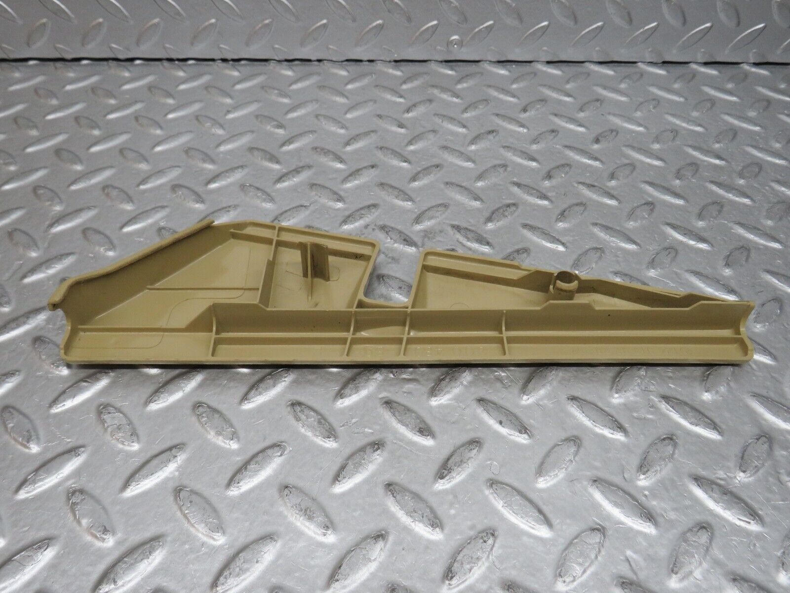 29391 Mercedes-Benz W124 230E Front Right Driver Seat Trim Beige 1249190220