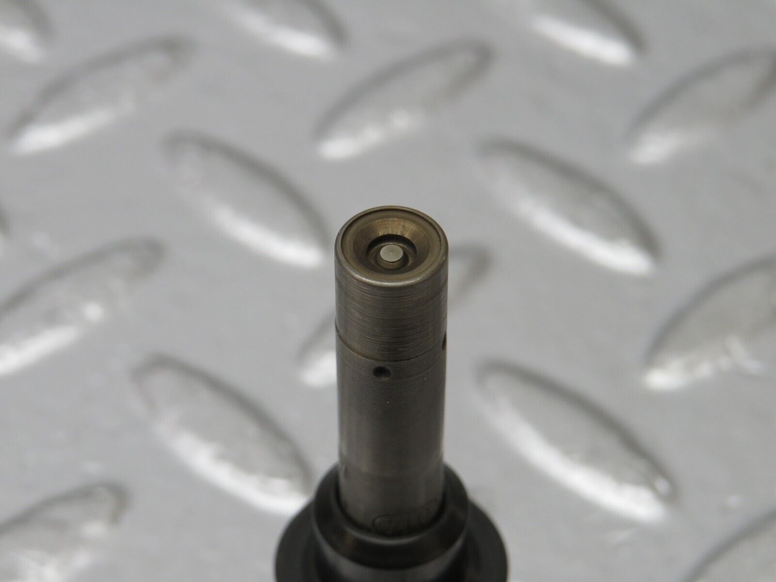 33687 Mercedes-Benz W201 190E 2.0L Fuel Injector Bosch 0437502010