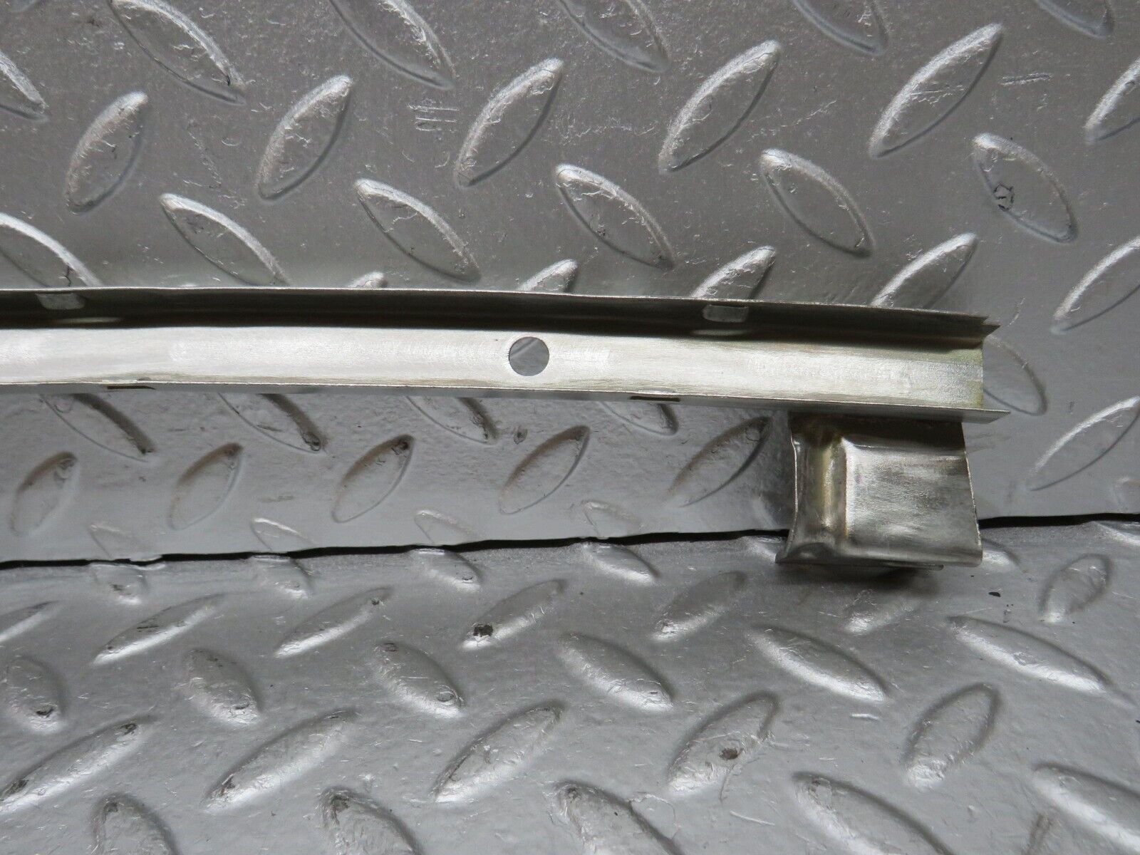 32083 Mercedes-Benz W123 230E Rear Right Window Channel