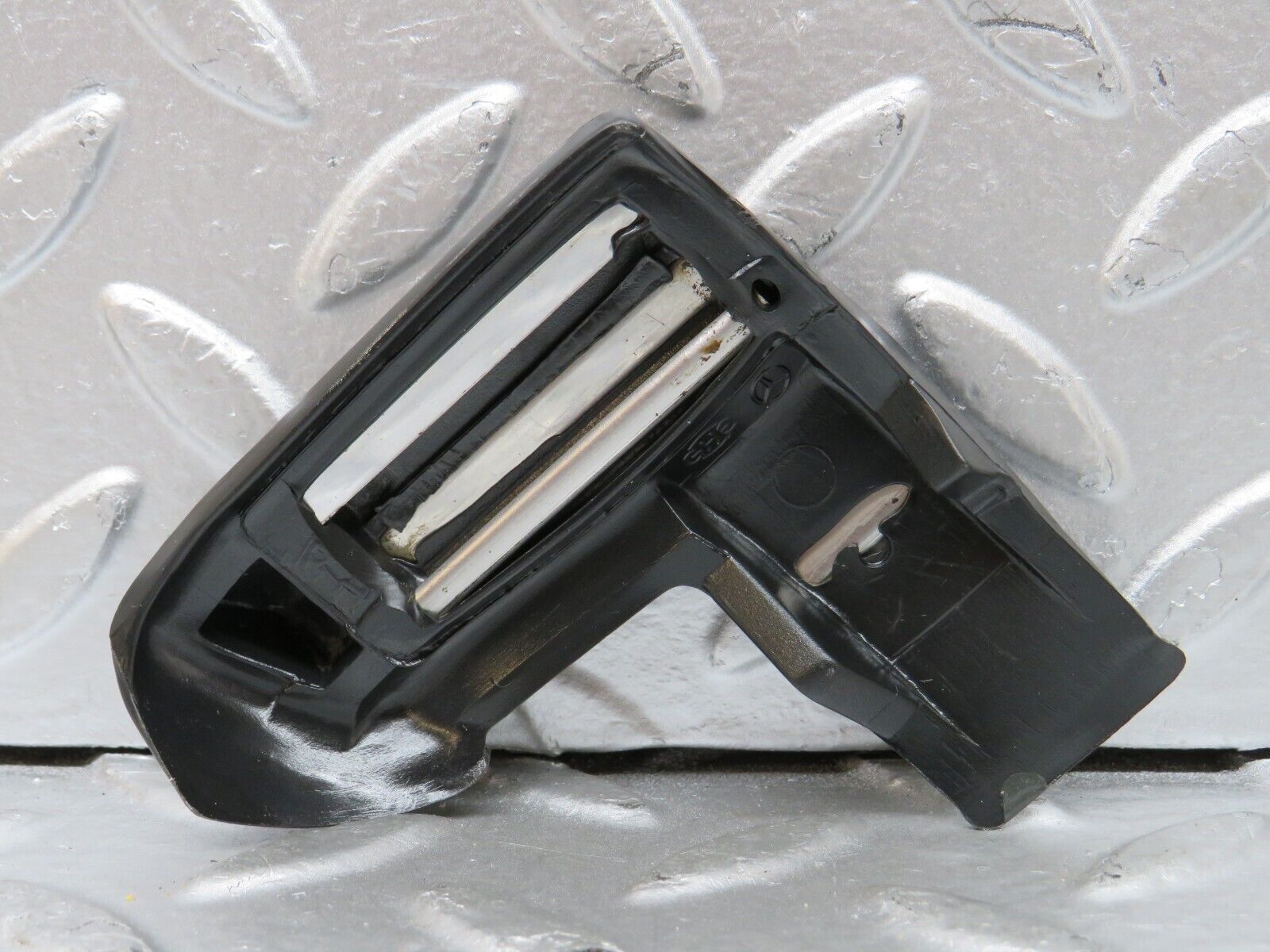 27253 Mercedes-Benz W123 280E Rear Left Fender Wing Lower Moulding Trim