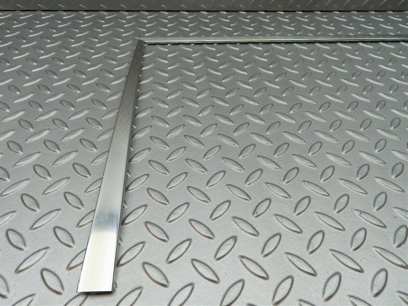 3738 Mercedes-Benz S123 200T Wagon Door Chrome Window Frame Rear Left