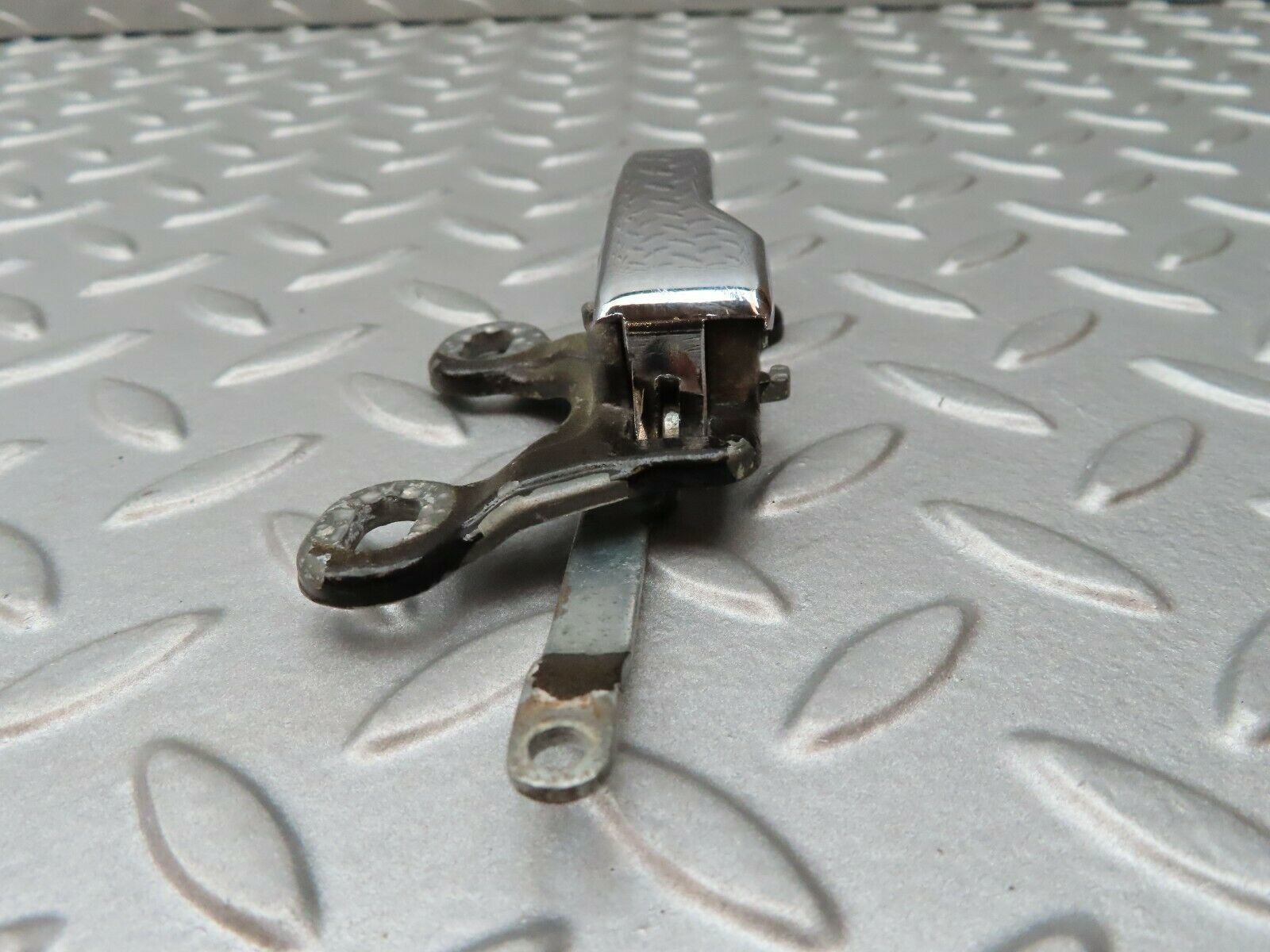 4118 Mercedes-Benz W108 280SE Right Interior Door Handle 1107660419