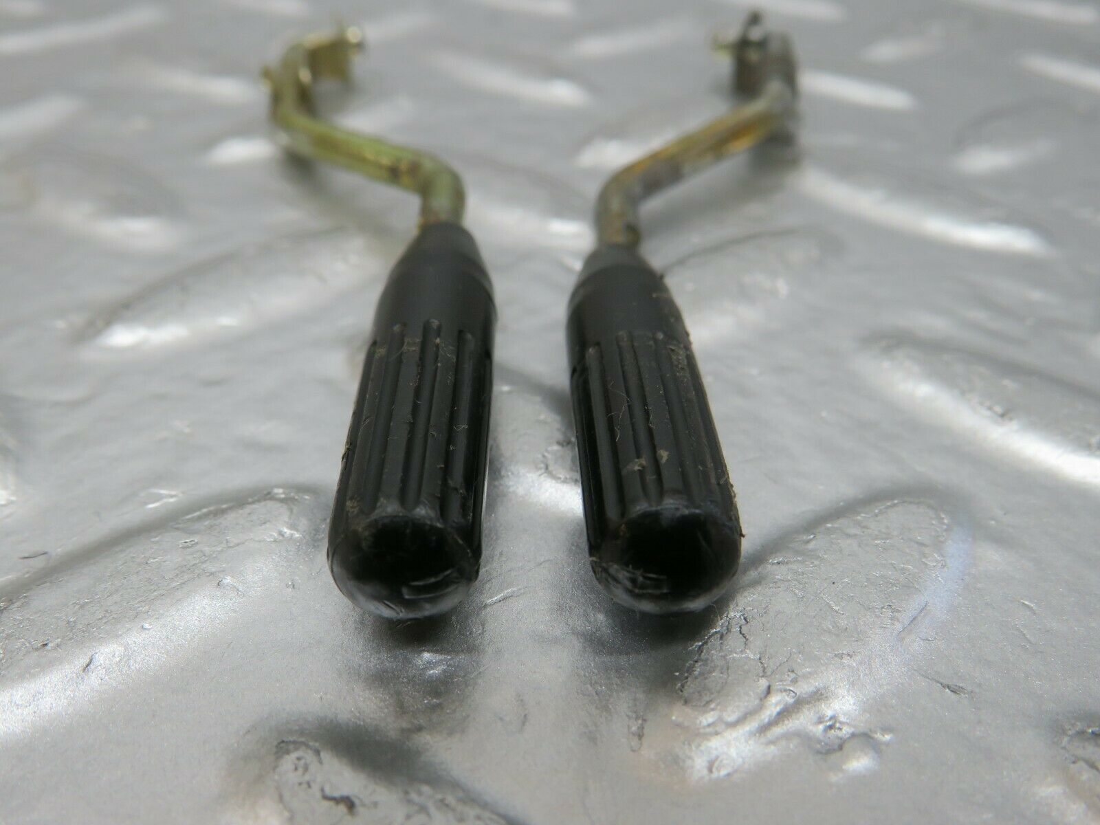 23954 Mercedes-Benz W123 280E Front Door Lock Knob Pair