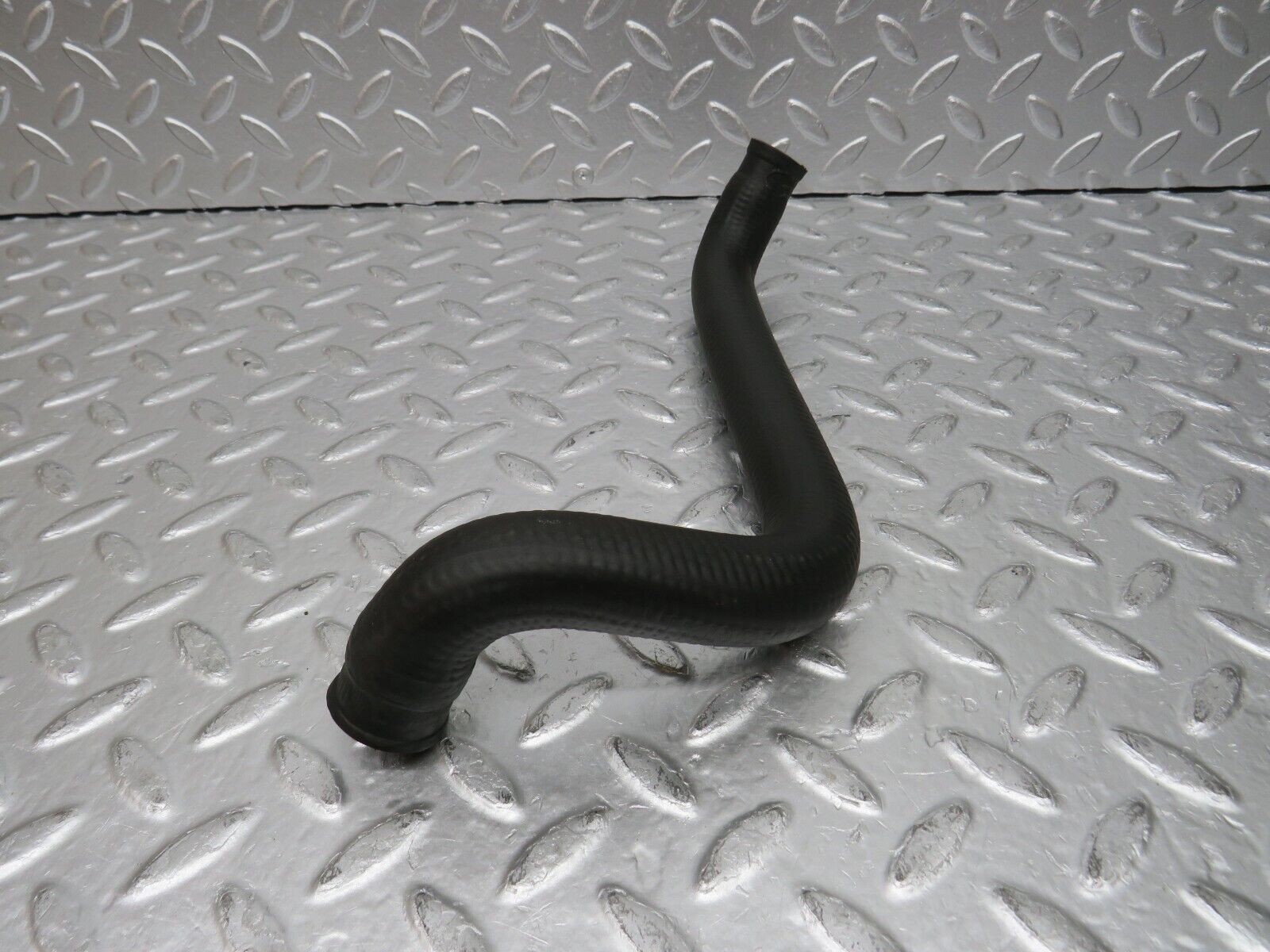 31059 Mercedes-Benz W123 200D Heater Hose 1238321094