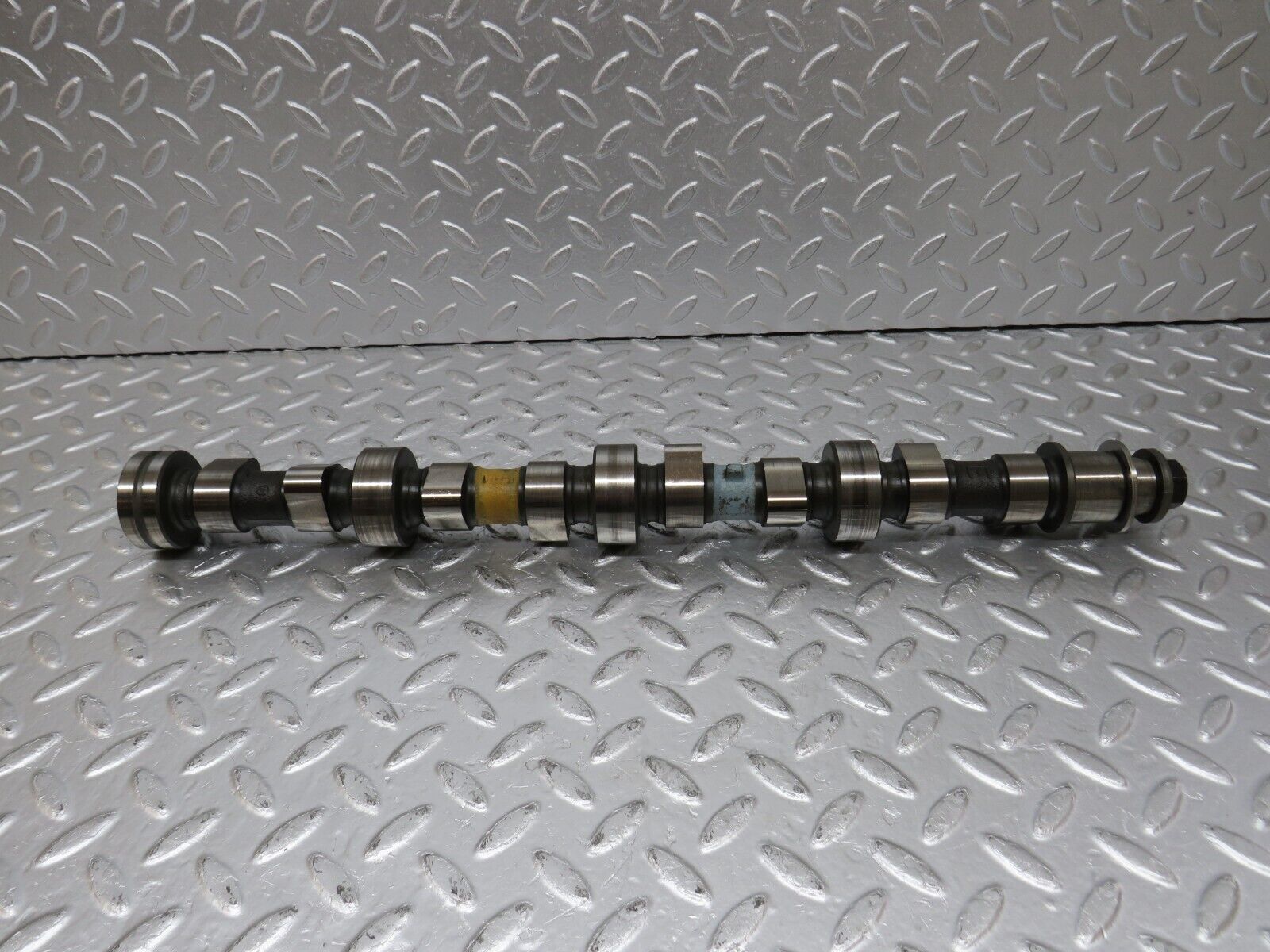 34534 Mercedes-Benz C126 380SEC Coupe Camshaft Left Side 11710