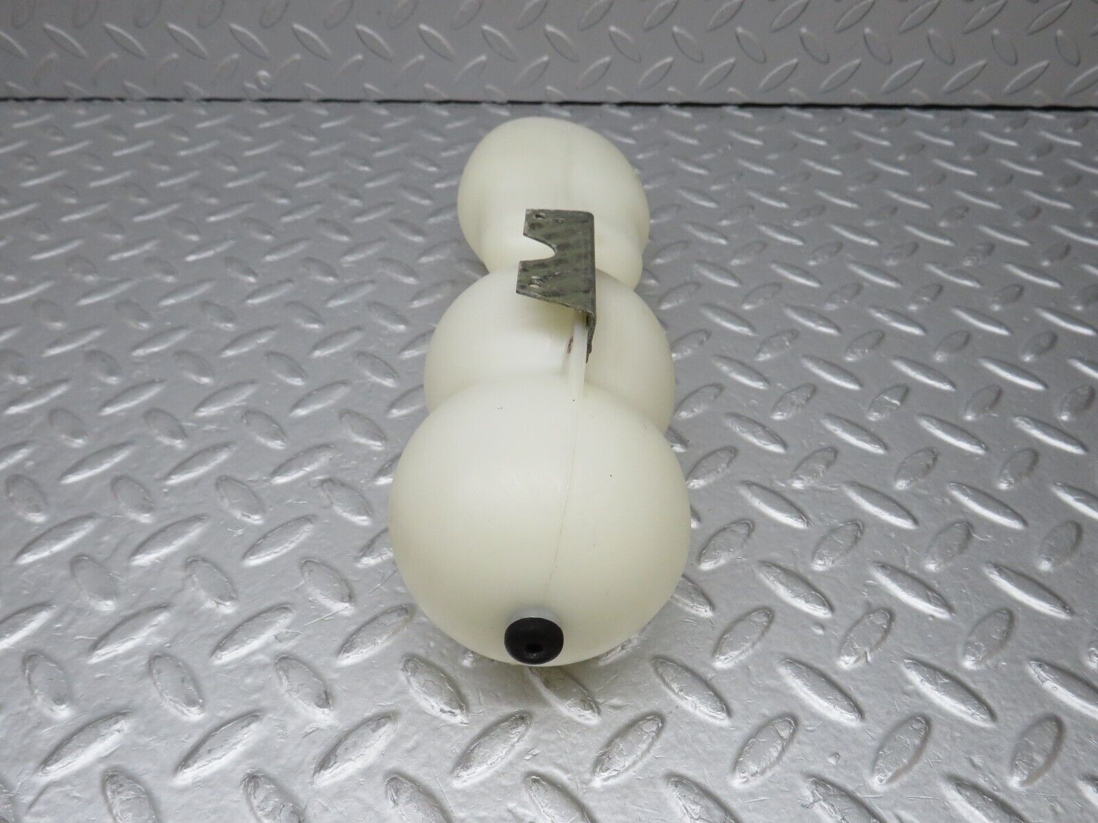 36529 Mercedes-Benz W201 190E 2.0L Vacuum Reservoir