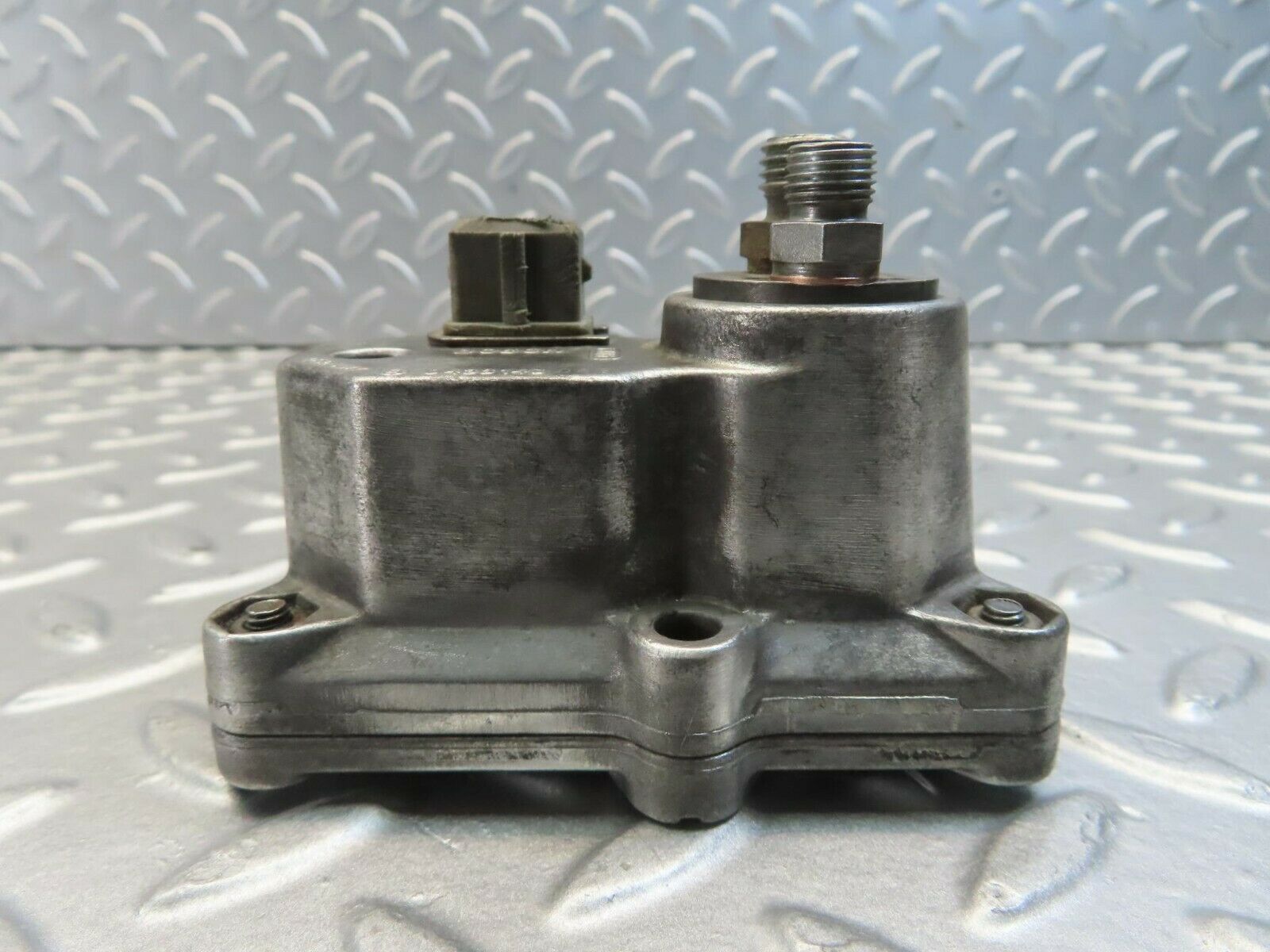 11472 Mercedes-Benz C123 230CE Coupe Warm Up Regulator 0438140065