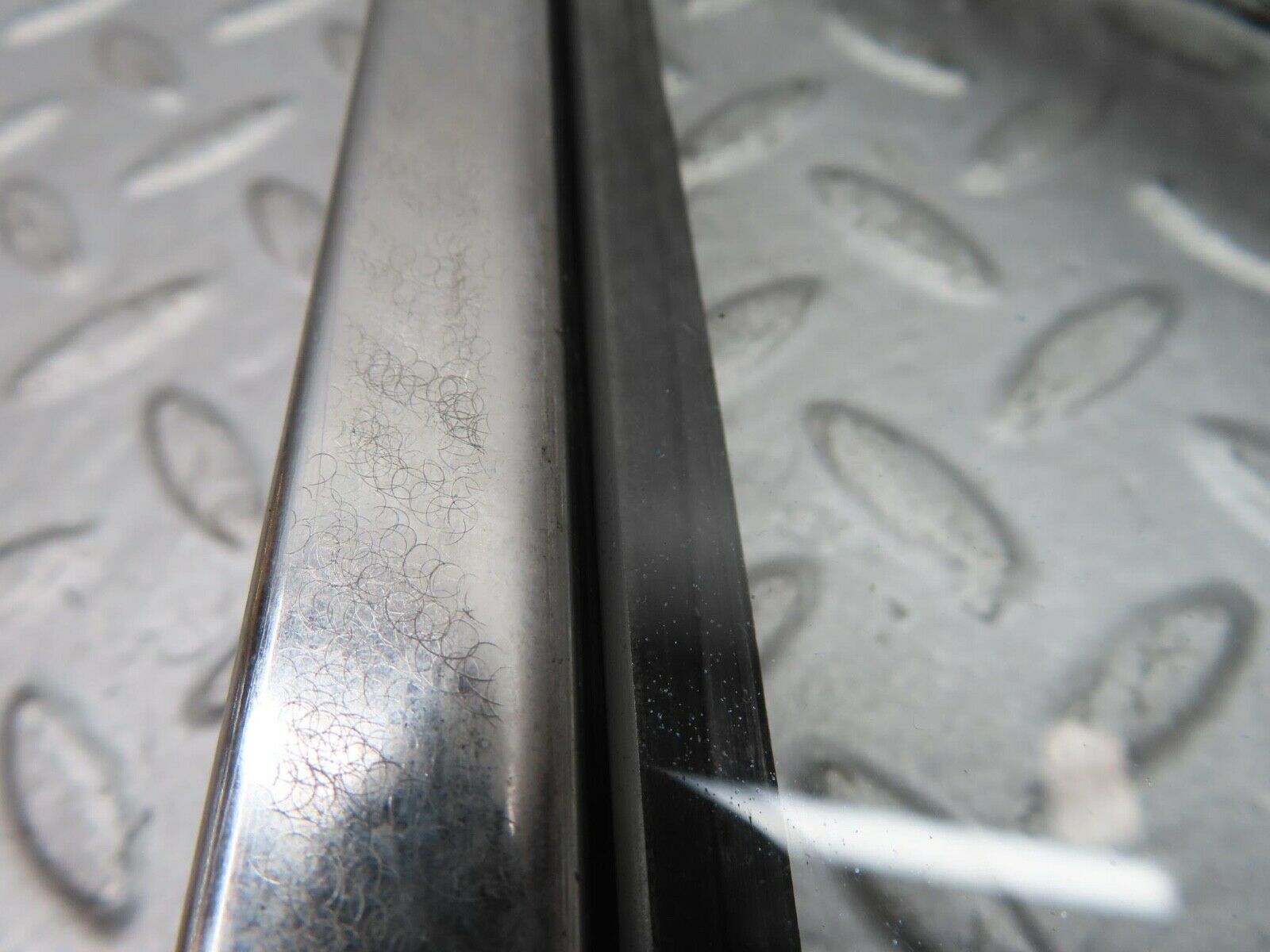 12384 Mercedes-Benz W108 Front Right Quarter Window Glass