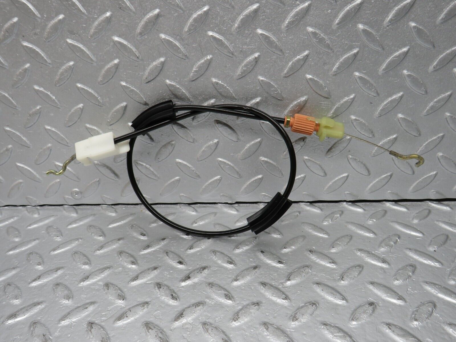 38476 Mercedes-Benz R129 280SL Coupe Door Lock Cable