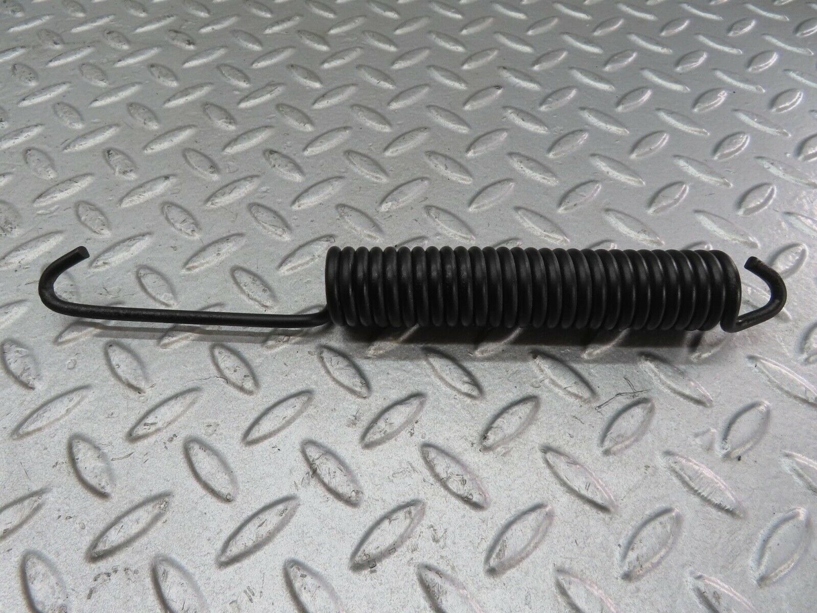 13884 Mercedes-Benz C107 280SLC Bonnet Hinge Spring