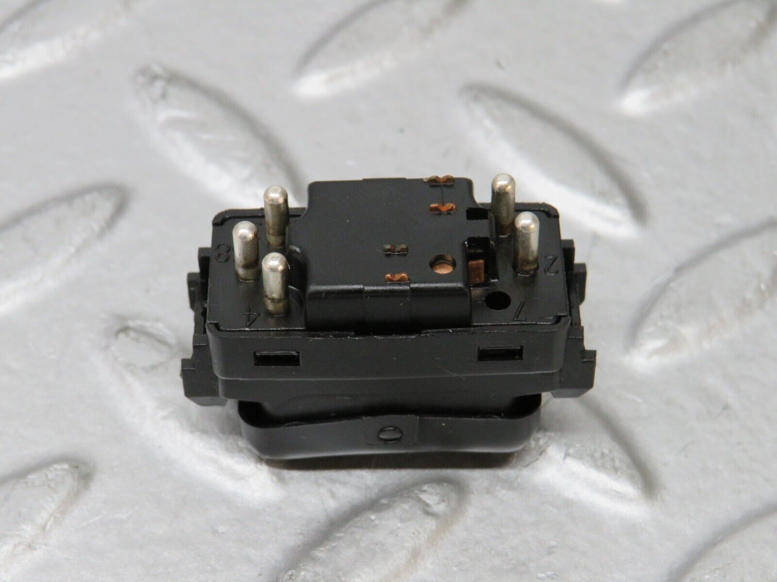 36913 Mercedes-Benz C126 420SEC Coupe Electric Window Switch Right 1248204510
