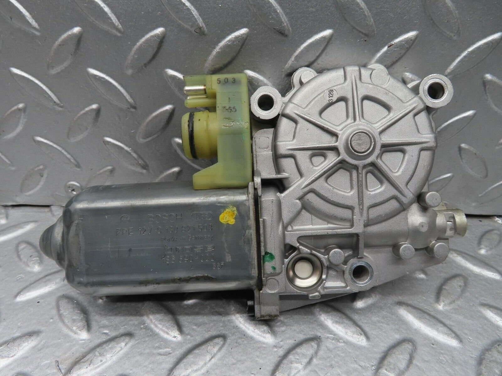 14973 Mercedes-Benz W140 S320 Front Right Window Regulator Motor 0130821503