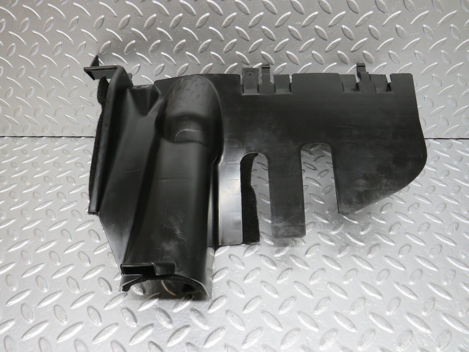 32505 Mercedes-Benz S124 300TE Wagon Front Right Under Dash Panel 1246802217