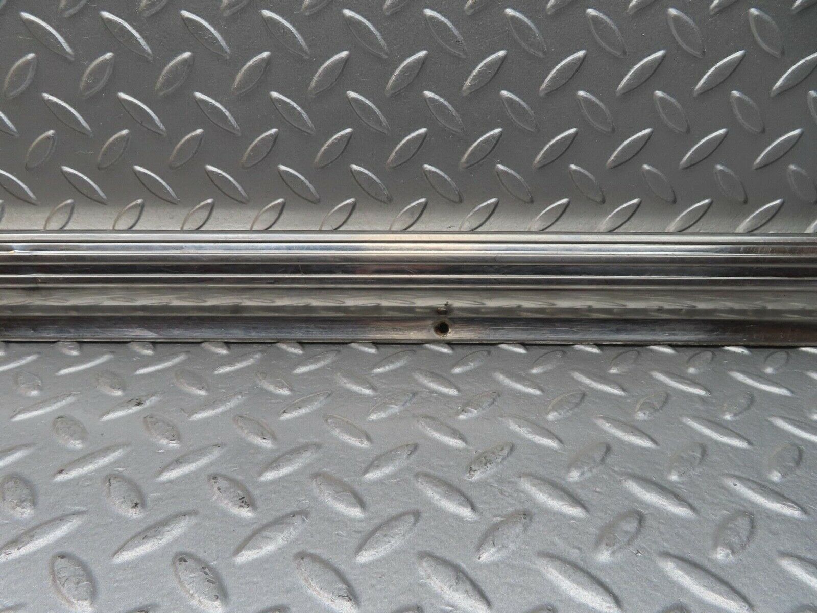 14118 Mercedes-Benz C107 280SLC Left Door Sill Chrome