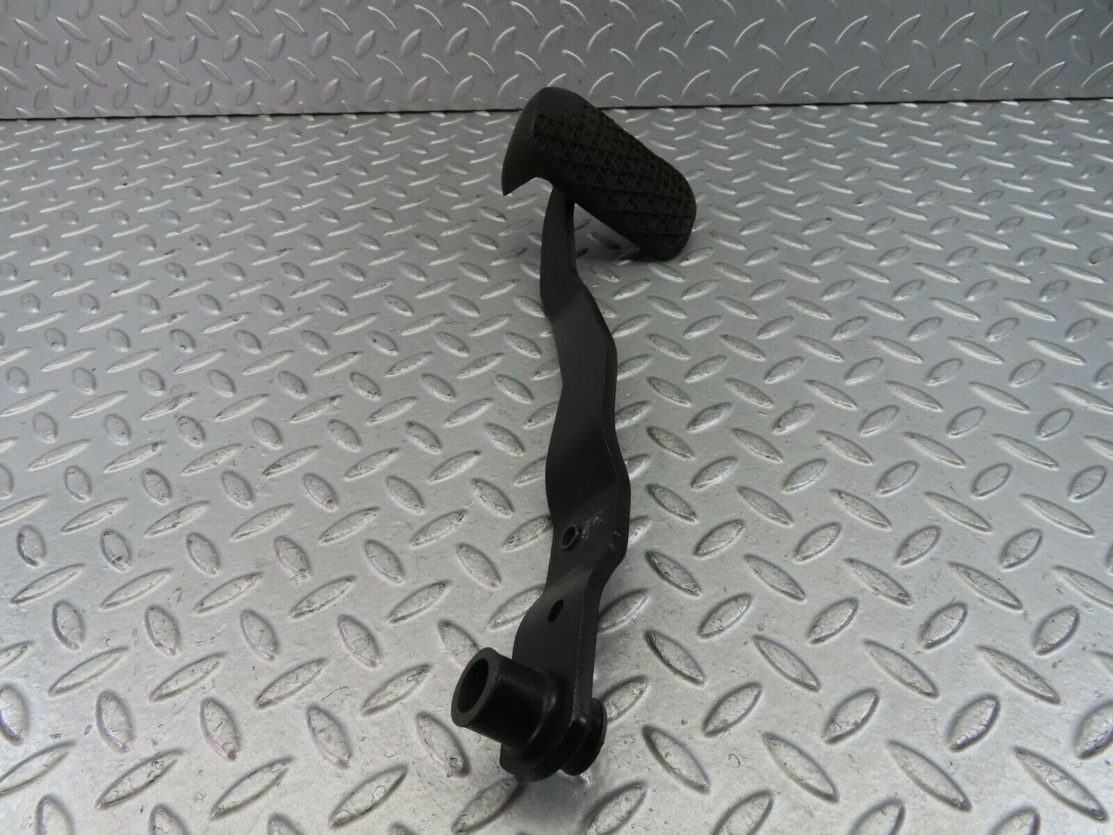 9665 Mercedes-Benz C123 280CE Coupe Brake Pedal With Rubber