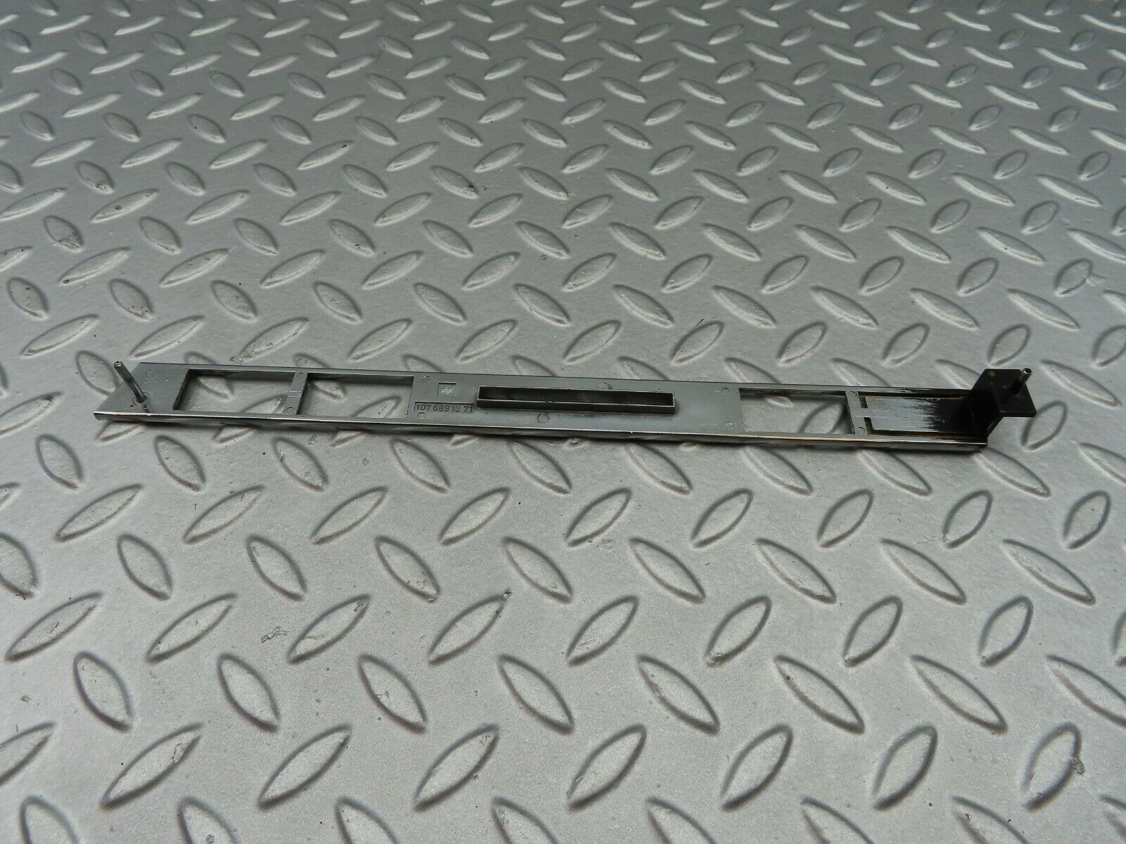 6936 Mercedes-Benz C107 350SLC Coupe Dashboard Trim Cover 1076891271