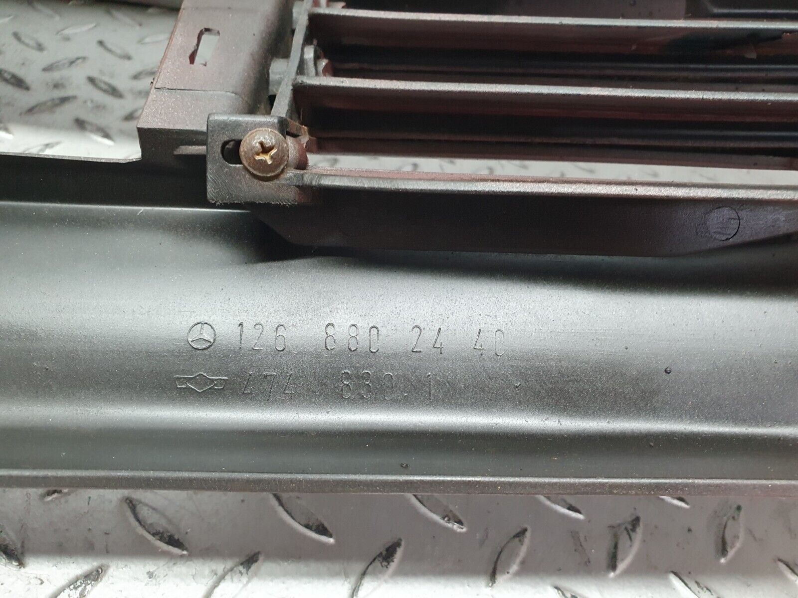 41276 Mercedes-Benz W126 300SE Front Bumper 1268802440 1268800205