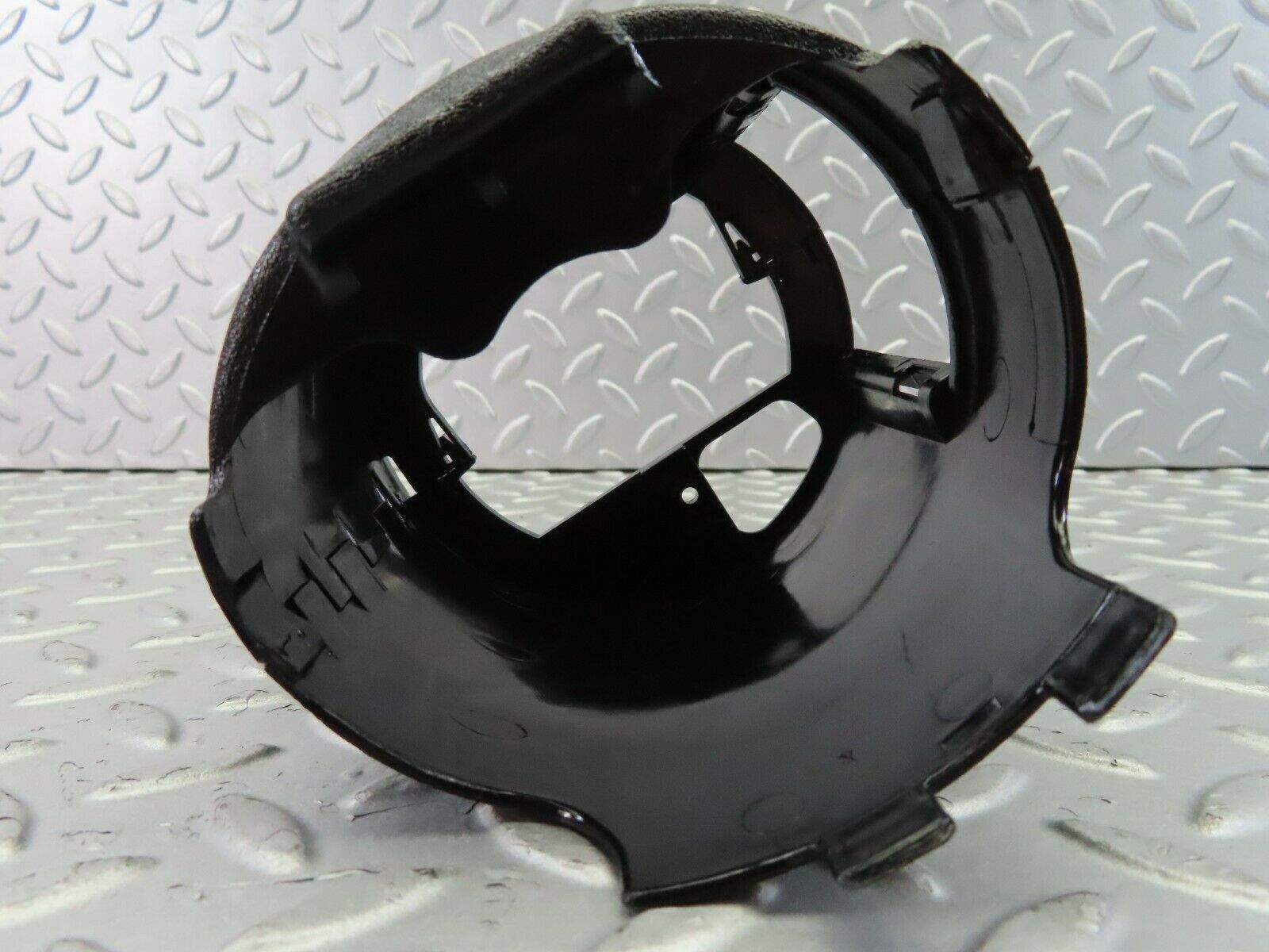 7636 Mercedes-Benz S123 230TE Wagon Steering Column Surround Cover 1234621923