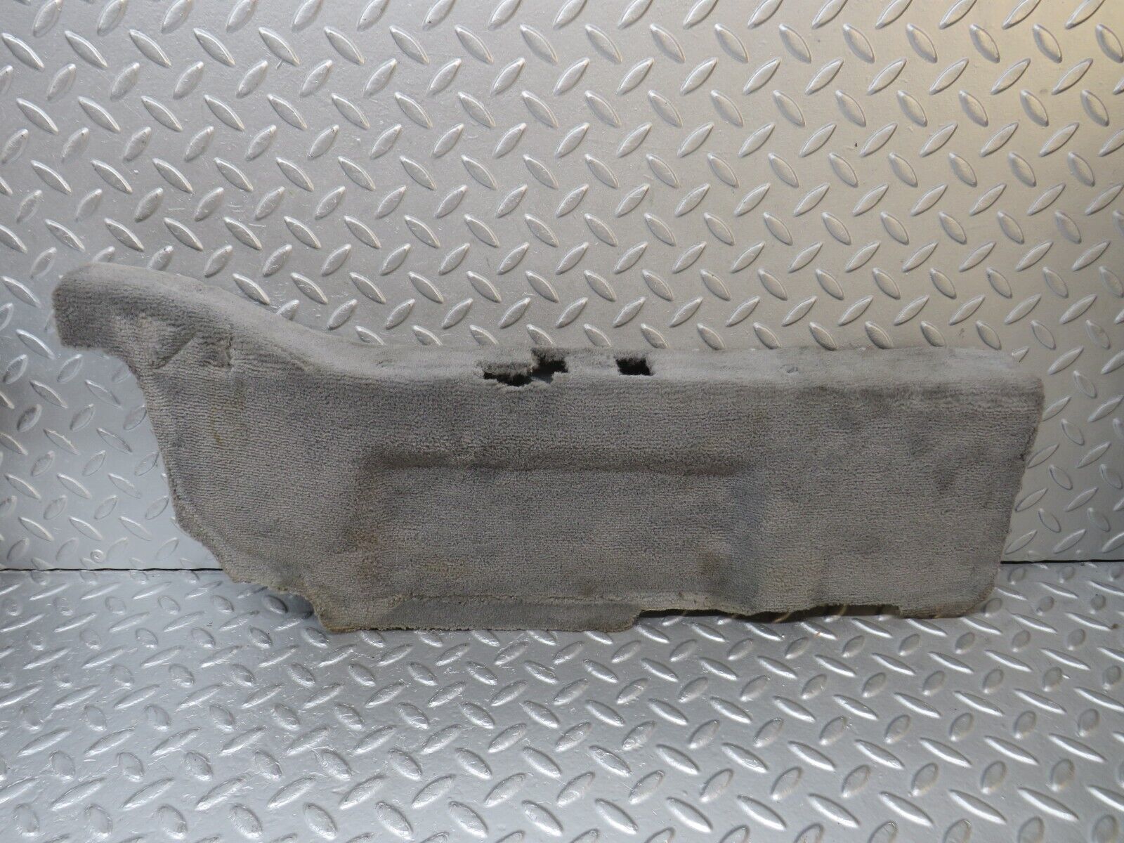 39525 Mercedes-Benz R129 320SL Coupe Rear Floor Cross Member Mat Carpet Grey