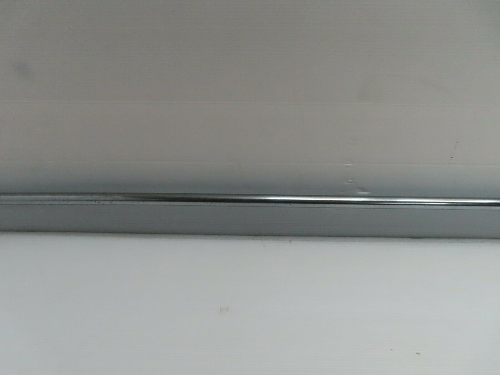 7784 Mercedes-Benz S123 230TE Wagon Roof Bar Roof Rack Chrome Left 1238420914