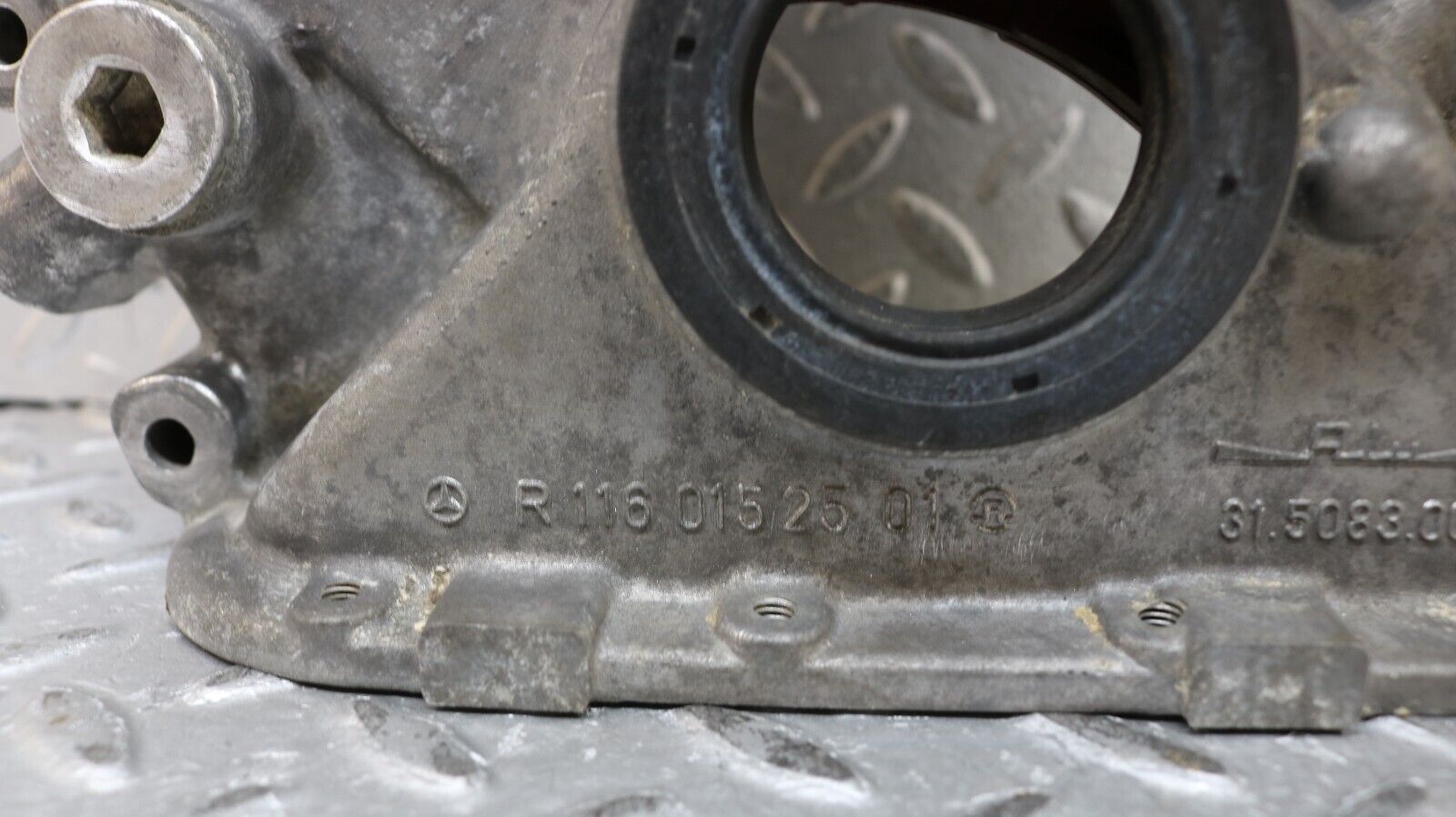 37173 Mercedes-Benz C126 420SEC Coupe Timing Chain Cover 1160152501