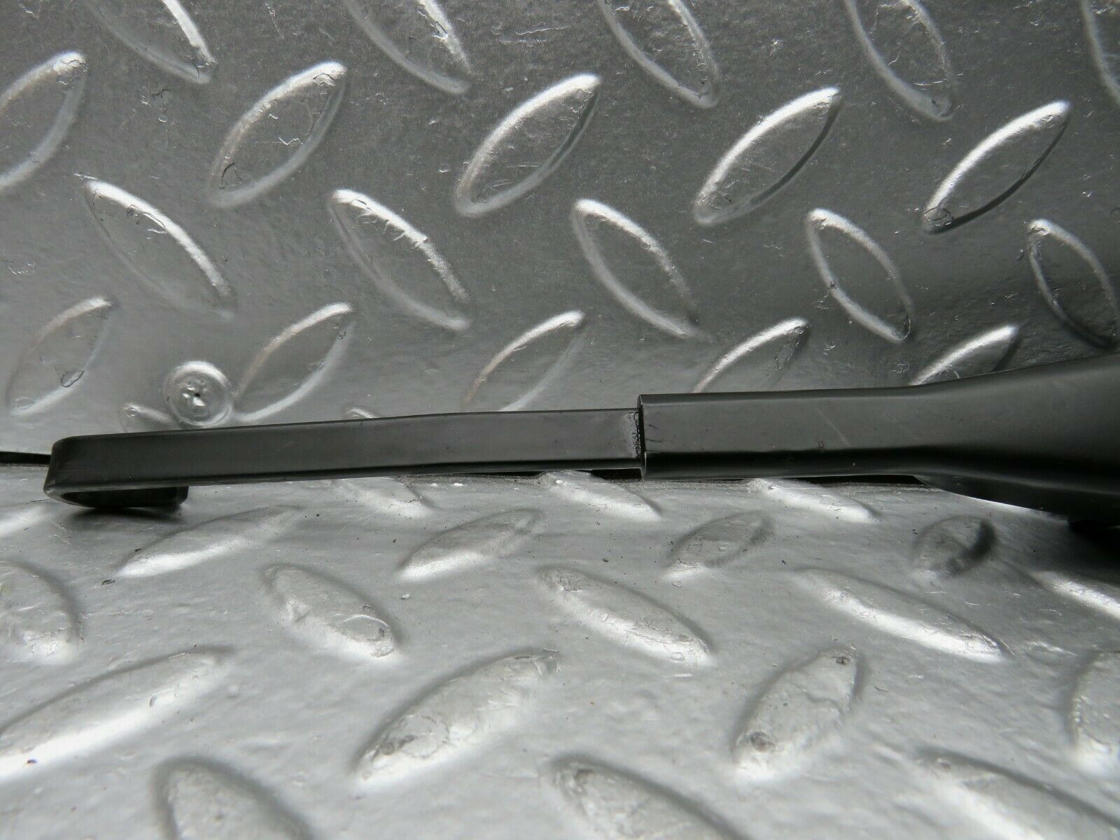 22483 Mercedes-Benz C124 E220 Coupe Wiper Arm