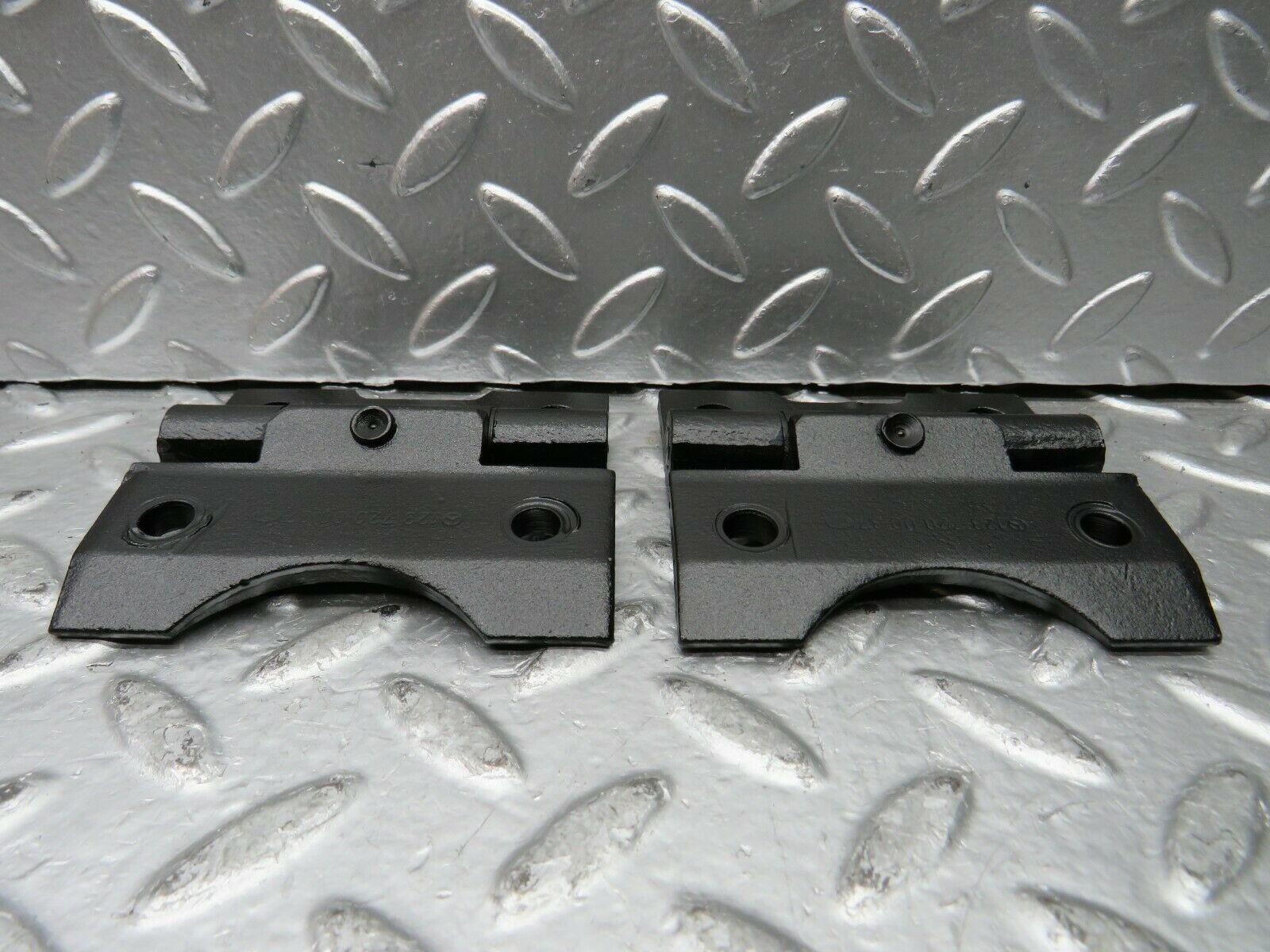 23120 Mercedes-Benz C123 230CE Coupe Door Hinges Pair 1237200037