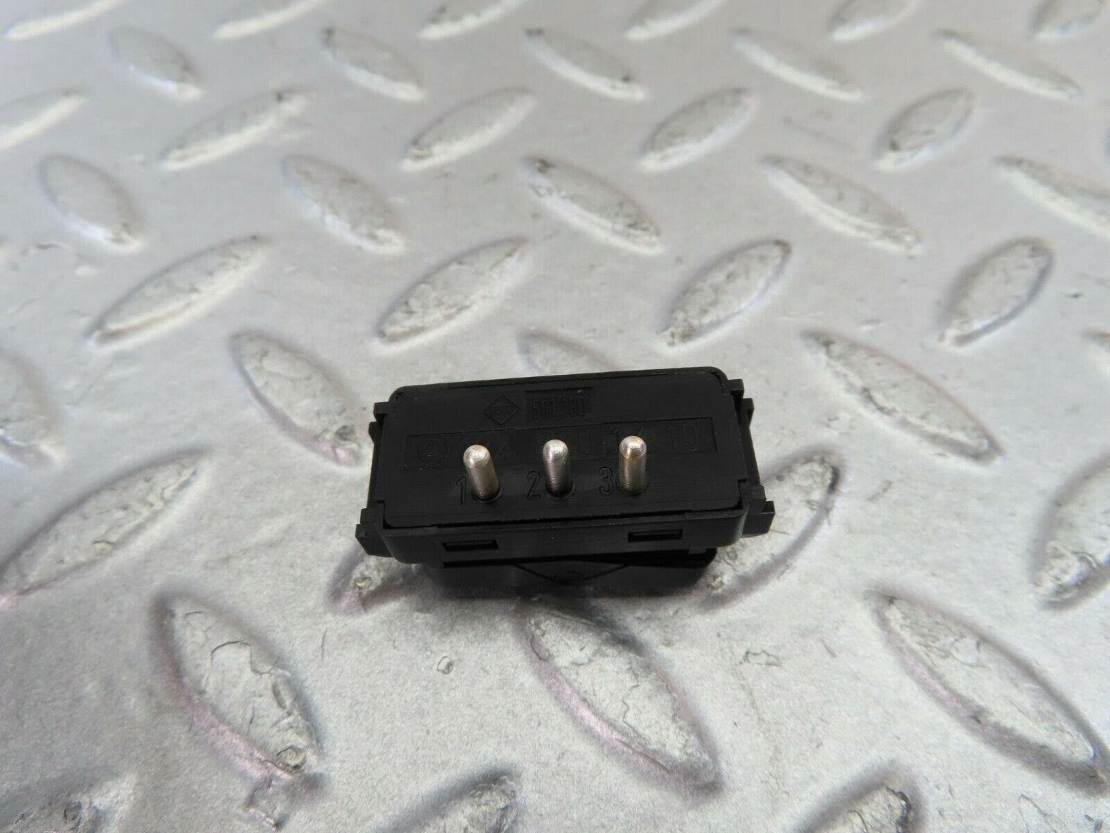 9261 Mercedes-Benz C124 300CE Coupe Rear Interior Light Switch 1248201410