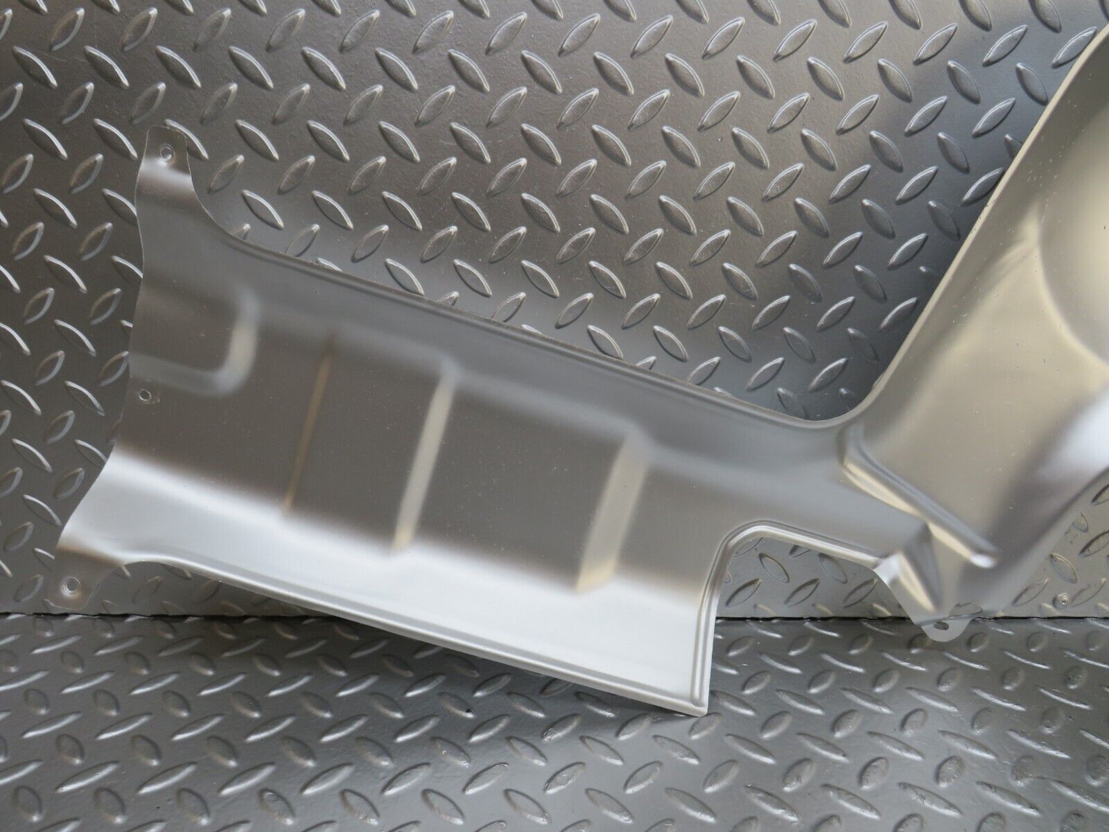 27355 Mercedes-Benz W123 280E Exhaust Heat Shield