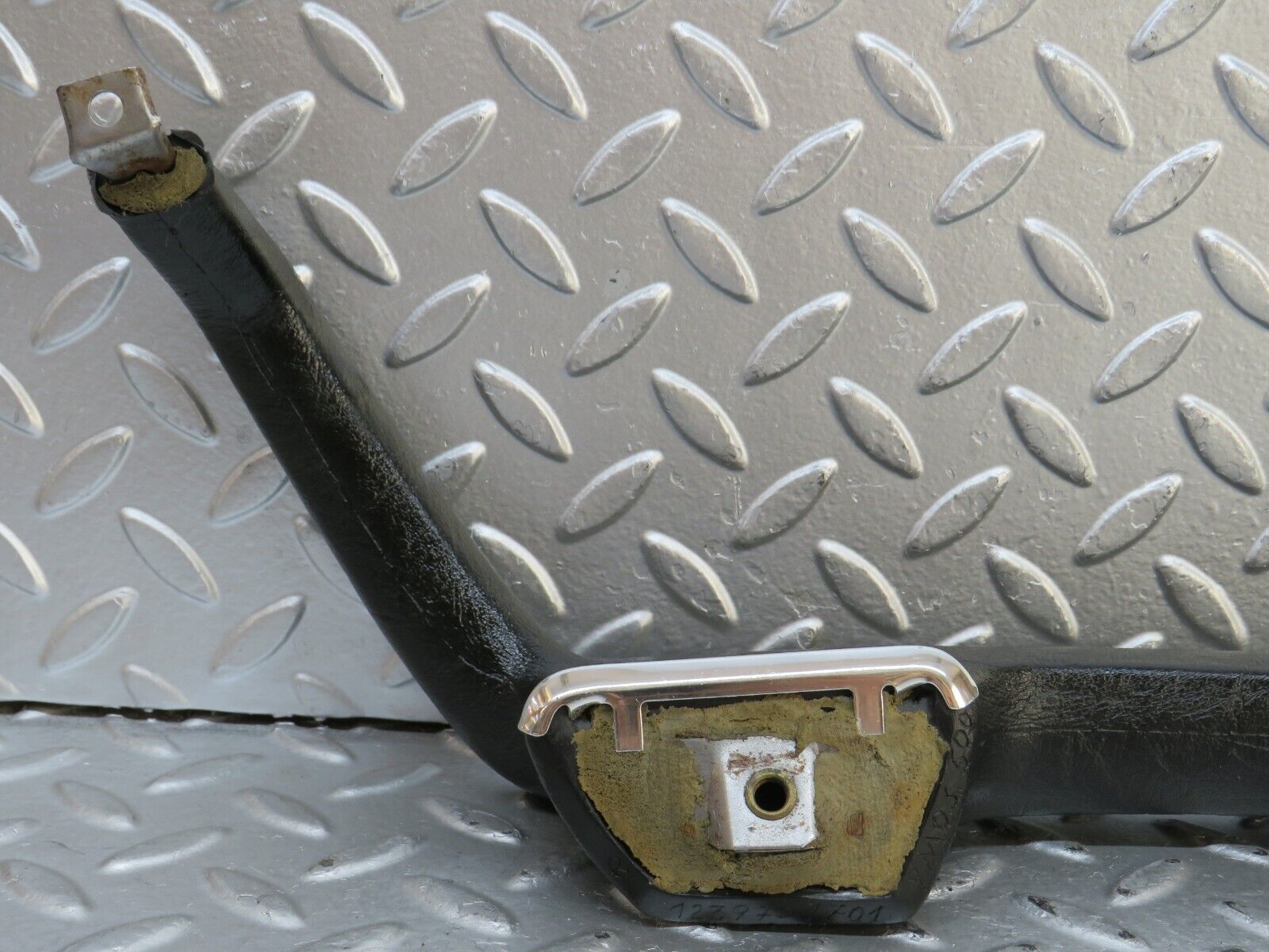 28260 Mercedes-Benz S123 240D Wagon Interior Door Handle Front Left Black