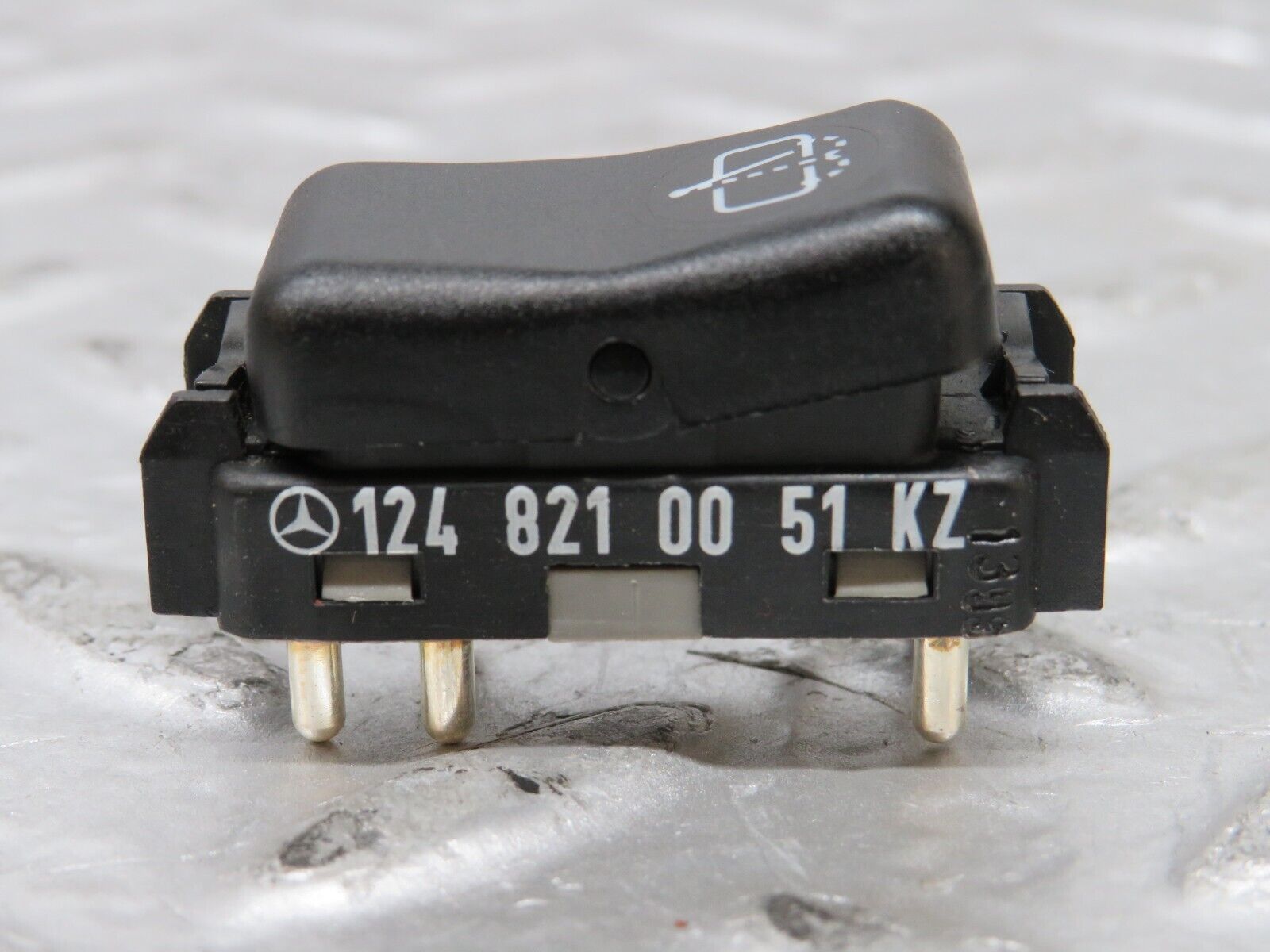 27557 Mercedes-Benz S124 300TE Wagon Tailgate Window Washer Switch 1248210051