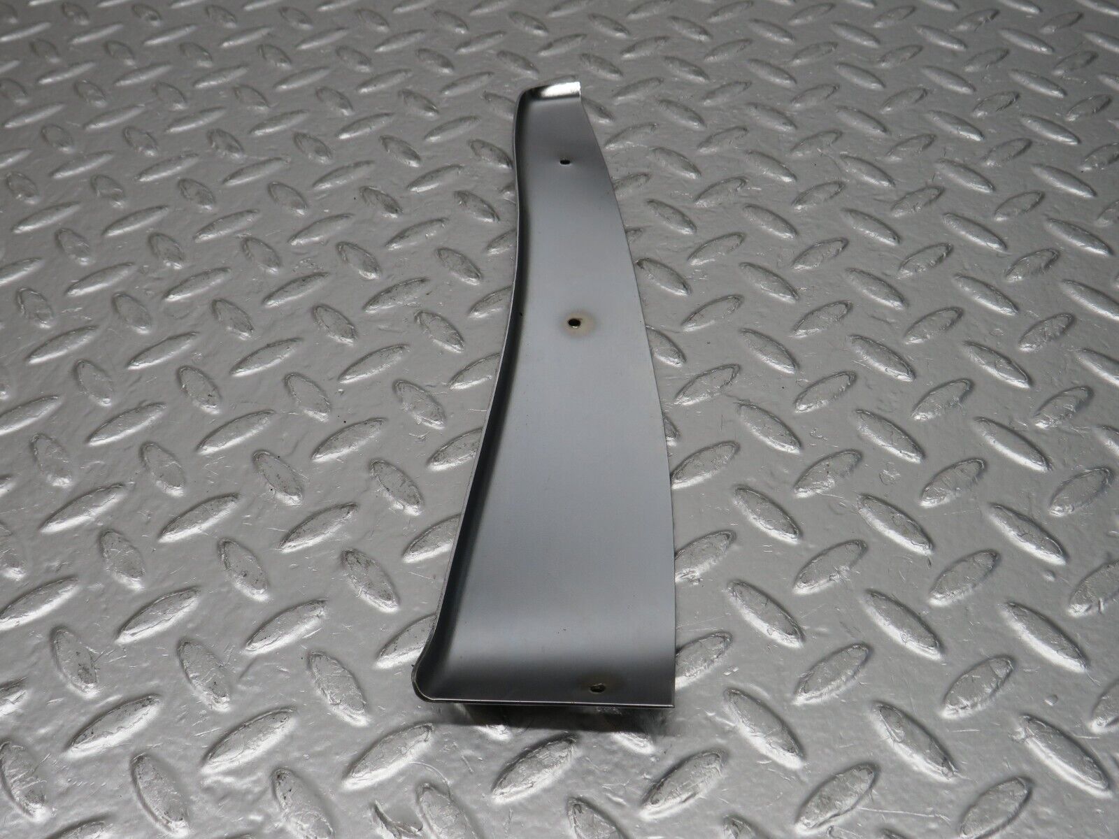 0737 Mercedes-Benz C107 350SLC Coupe Door Chrome Cover Right Side