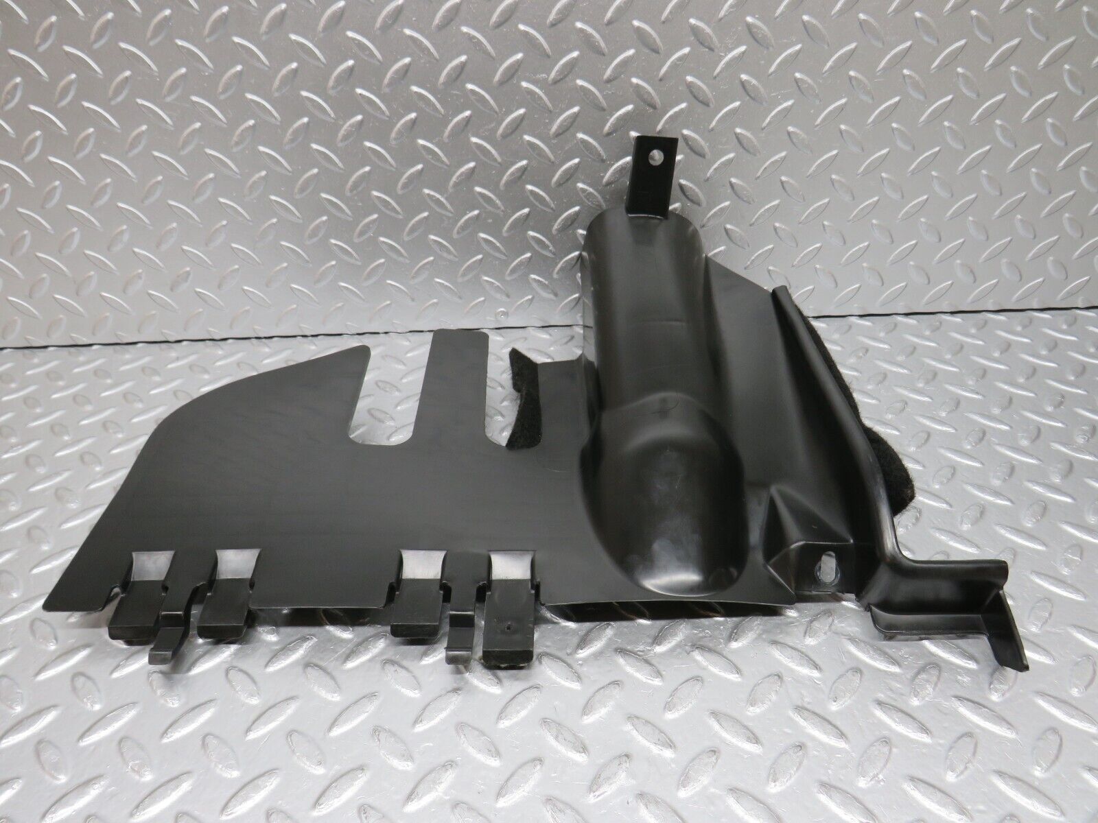 32505 Mercedes-Benz S124 300TE Wagon Front Right Under Dash Panel 1246802217