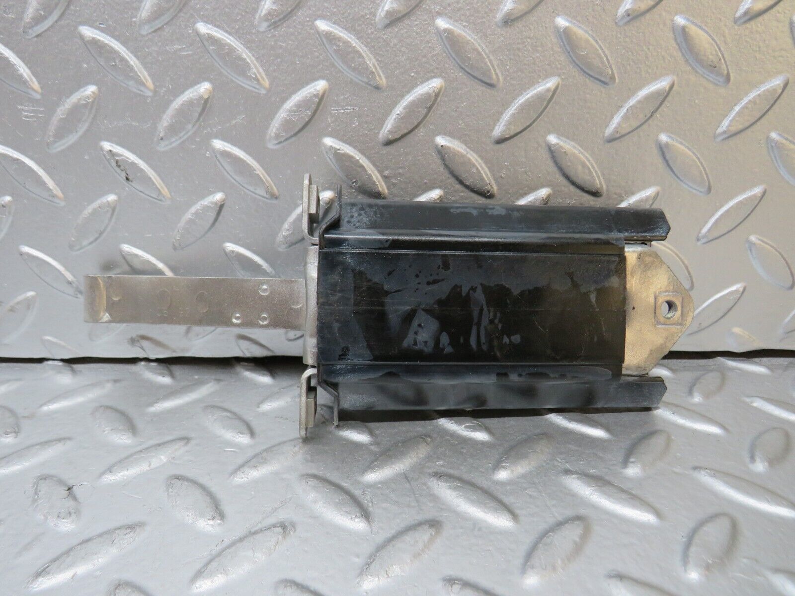 30263 Mercedes-Benz W124 230E Door Safety Check Strap