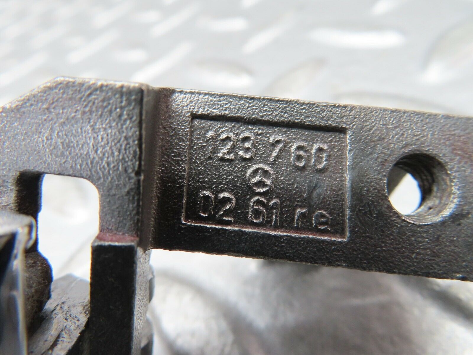 19157 Mercedes-Benz W123 300D Right Interior Door Handle 1237600261