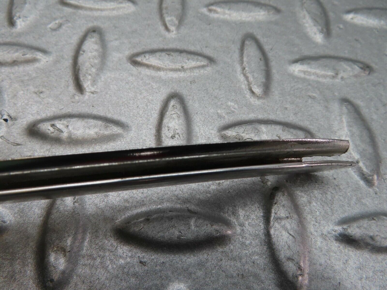 13603 Mercedes-Benz W123 200 Rear Left Door Window Chrome Frame