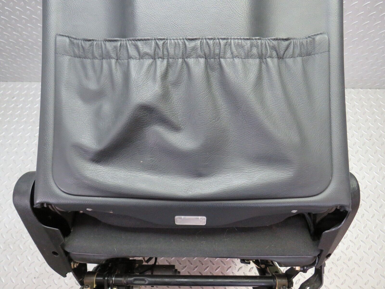 34801 Mercedes-Benz W210 320E Electric Front Left Seat Black Leather