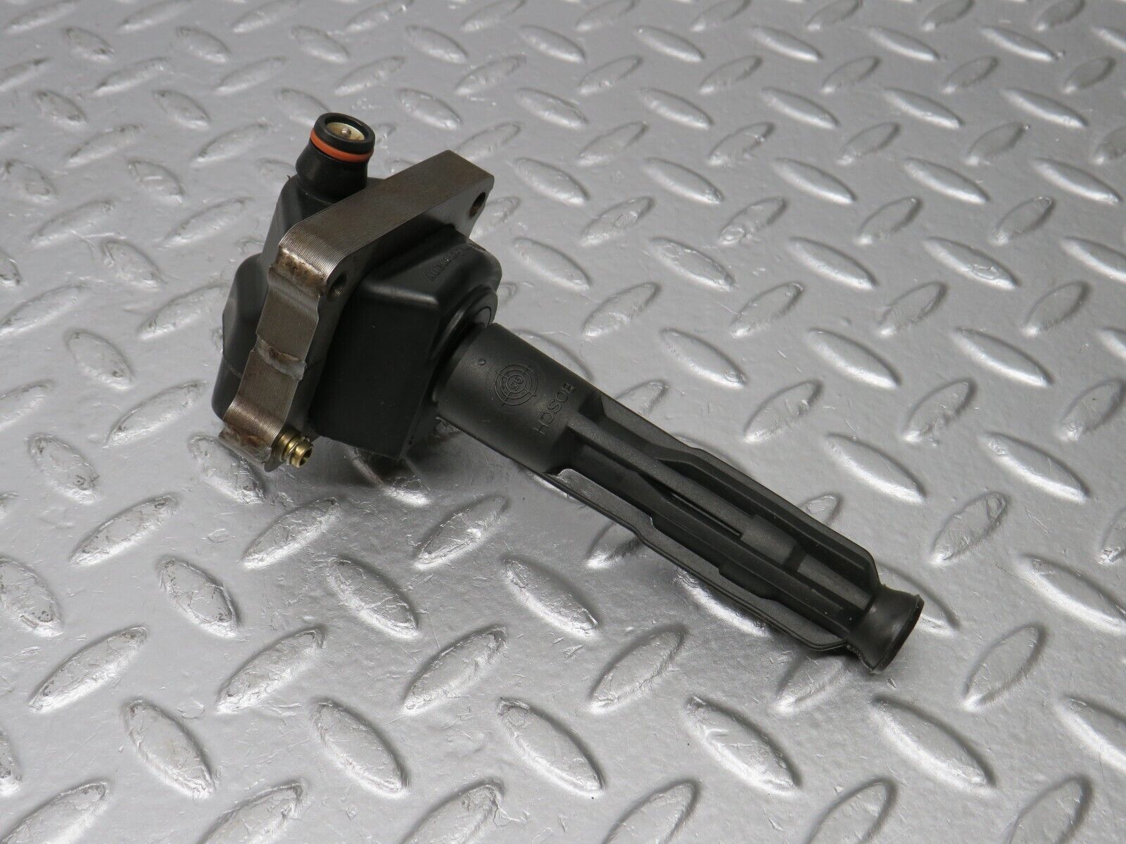 39493 Mercedes-Benz R129 320SL Coupe Ignition Coil 0001587003 0221506444 0001593542