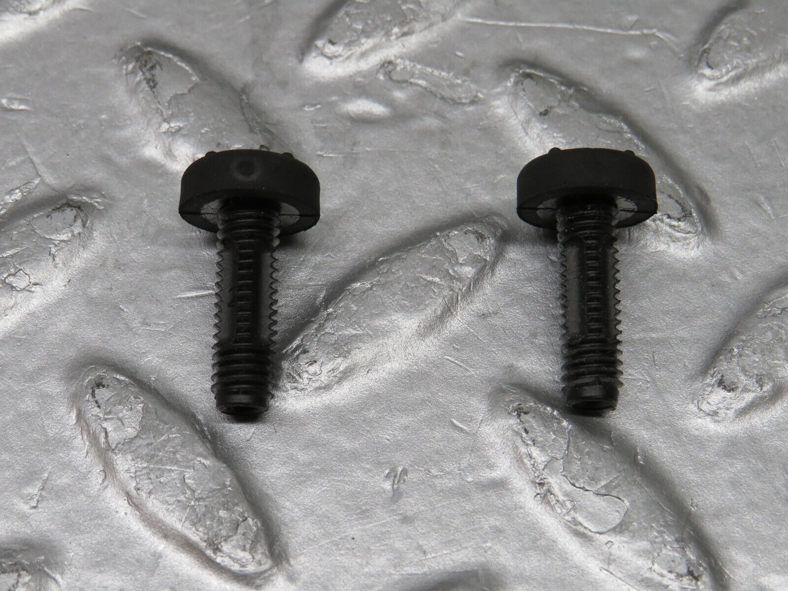 34979 Mercedes-Benz W210 320E Glove Box No Key 2106890891