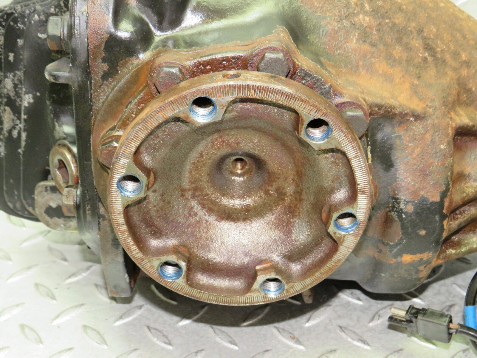 36330 Mercedes-Benz W126 420SE Rear Differential Ratio 2.47 1263511201