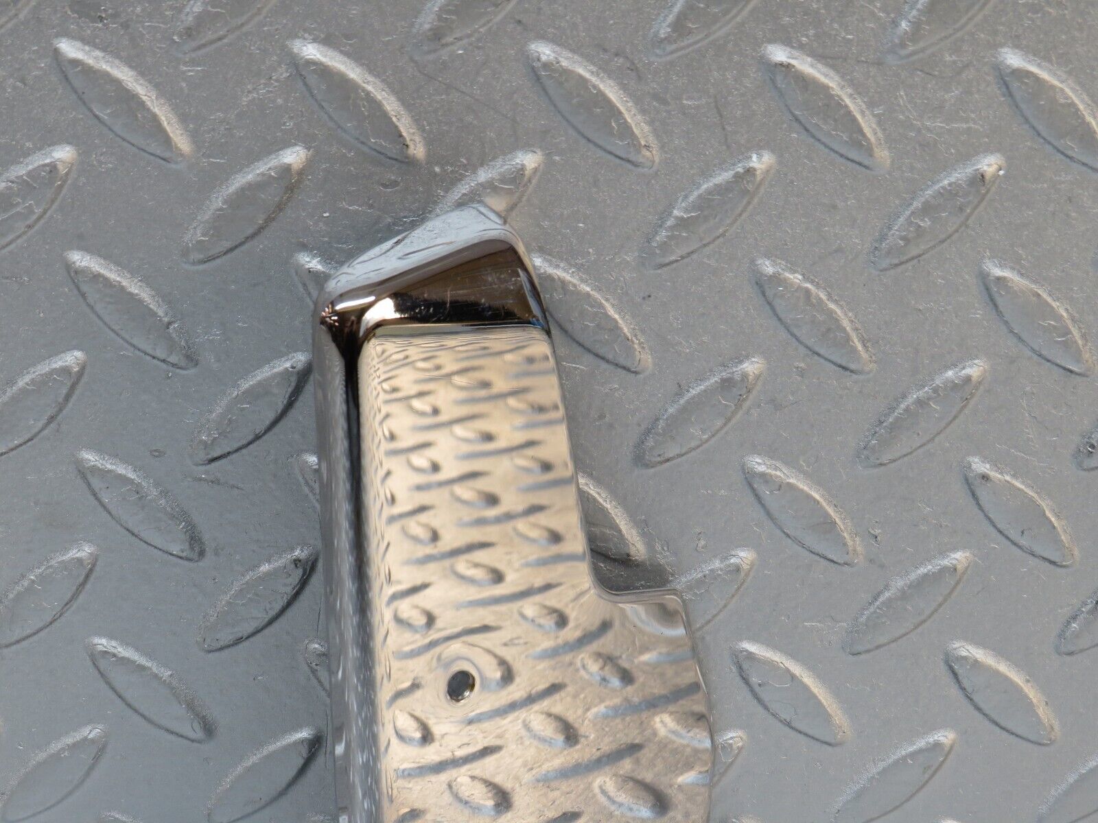 38262 Mercedes-Benz R129 280SL Coupe Right Door Chrome Cover