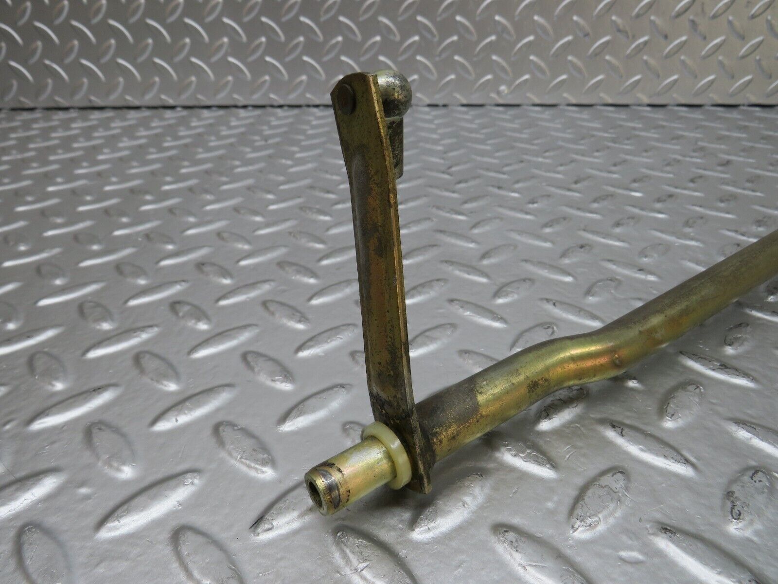 26321 Mercedes-Benz W116 450SE Accelerator Pedal Linkage
