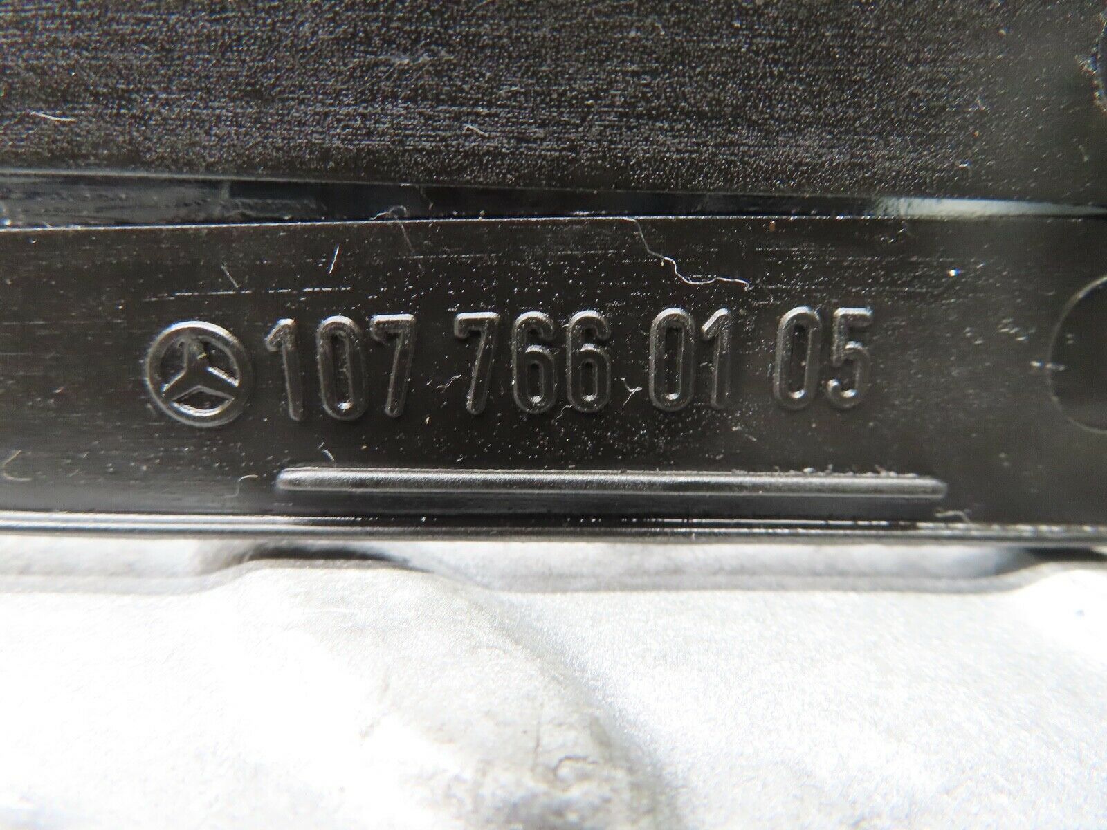 17693 Mercedes-Benz W116 450SEL Exterior Chrome Door Handle Right No Key